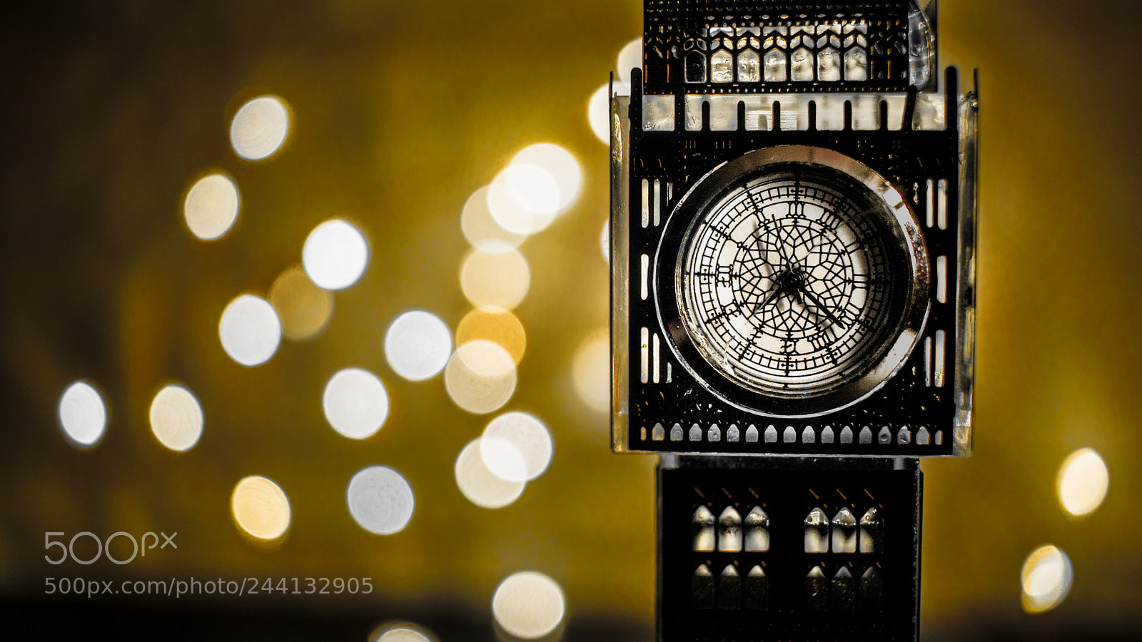 Sony a6300 sample photo. Miniature big ben photography