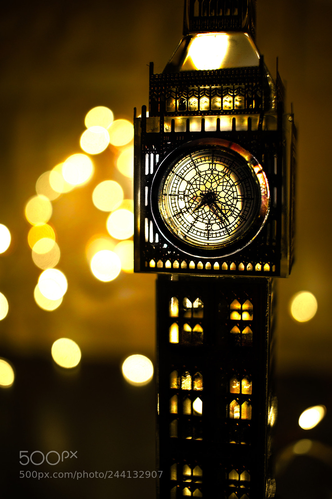 Sony a6300 sample photo. Miniature big ben photography