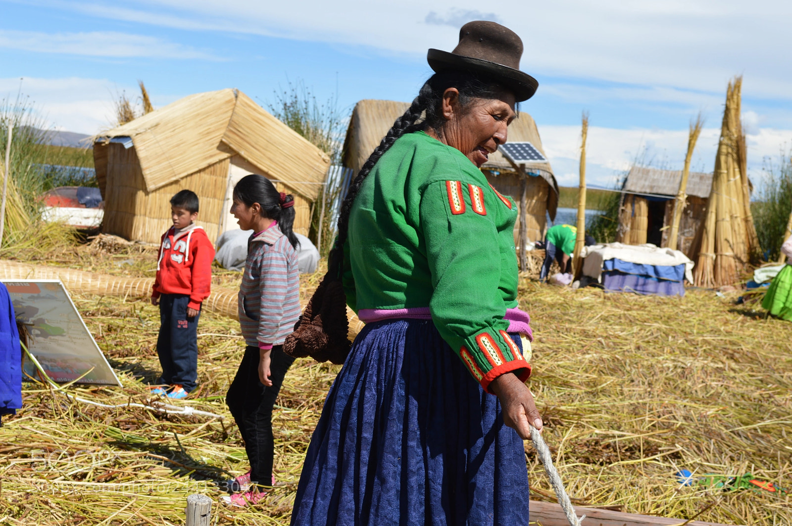 Nikon D3200 sample photo. Campesinos lacustres uros photography