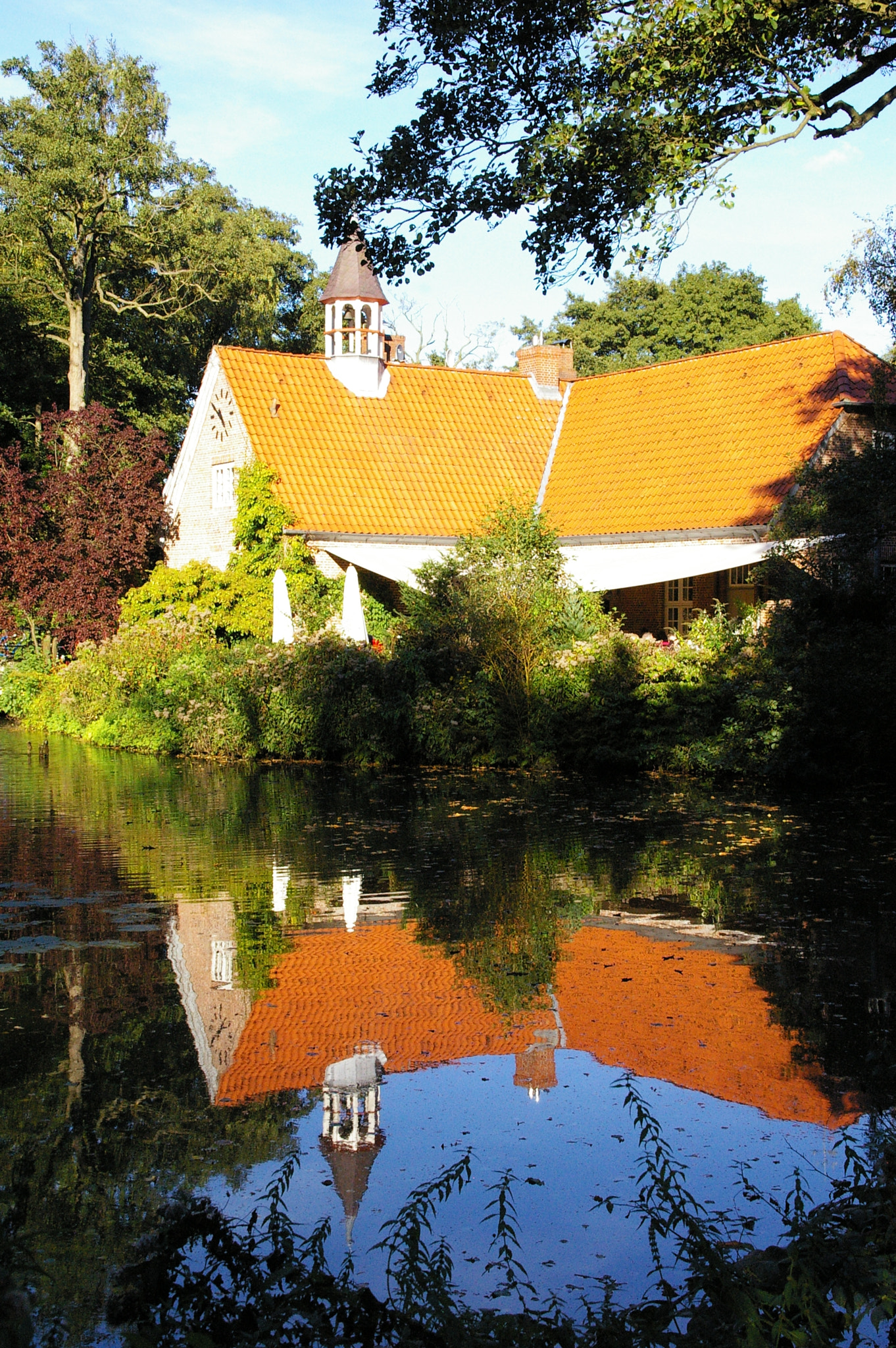 Pentax *ist DS sample photo. Schlossinsel rantzauersee photography