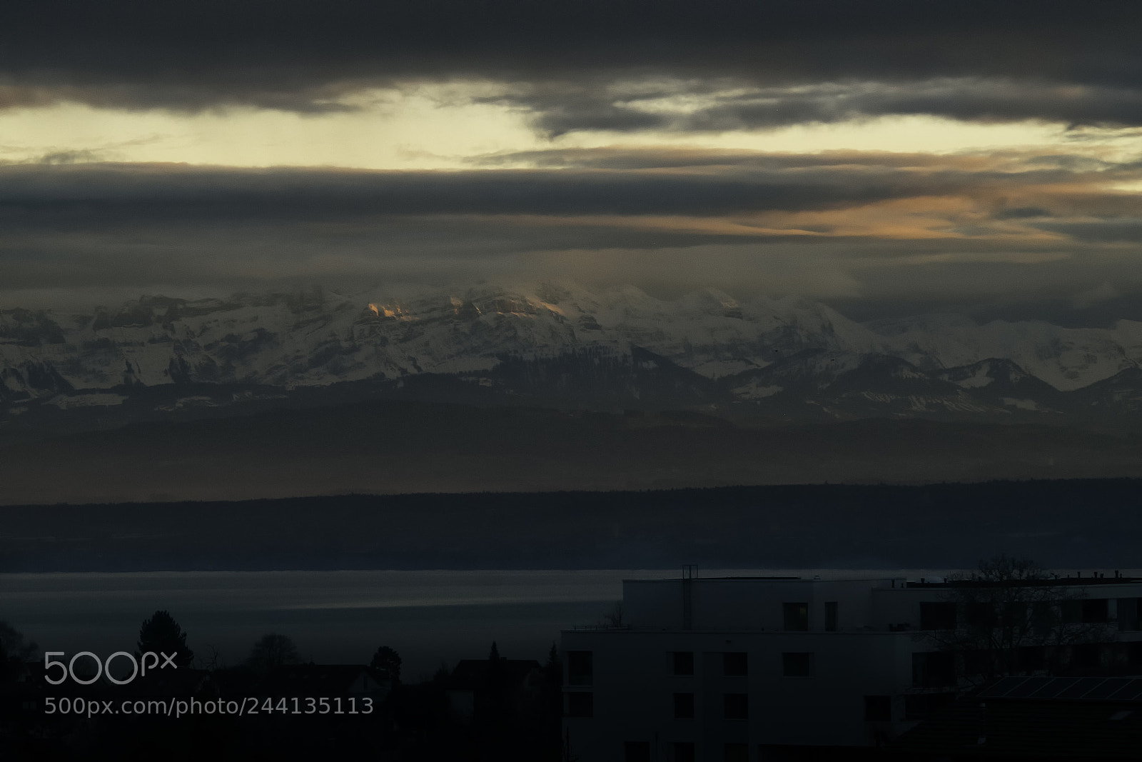 Fujifilm X-T1 sample photo. Switzerland lateshow photography