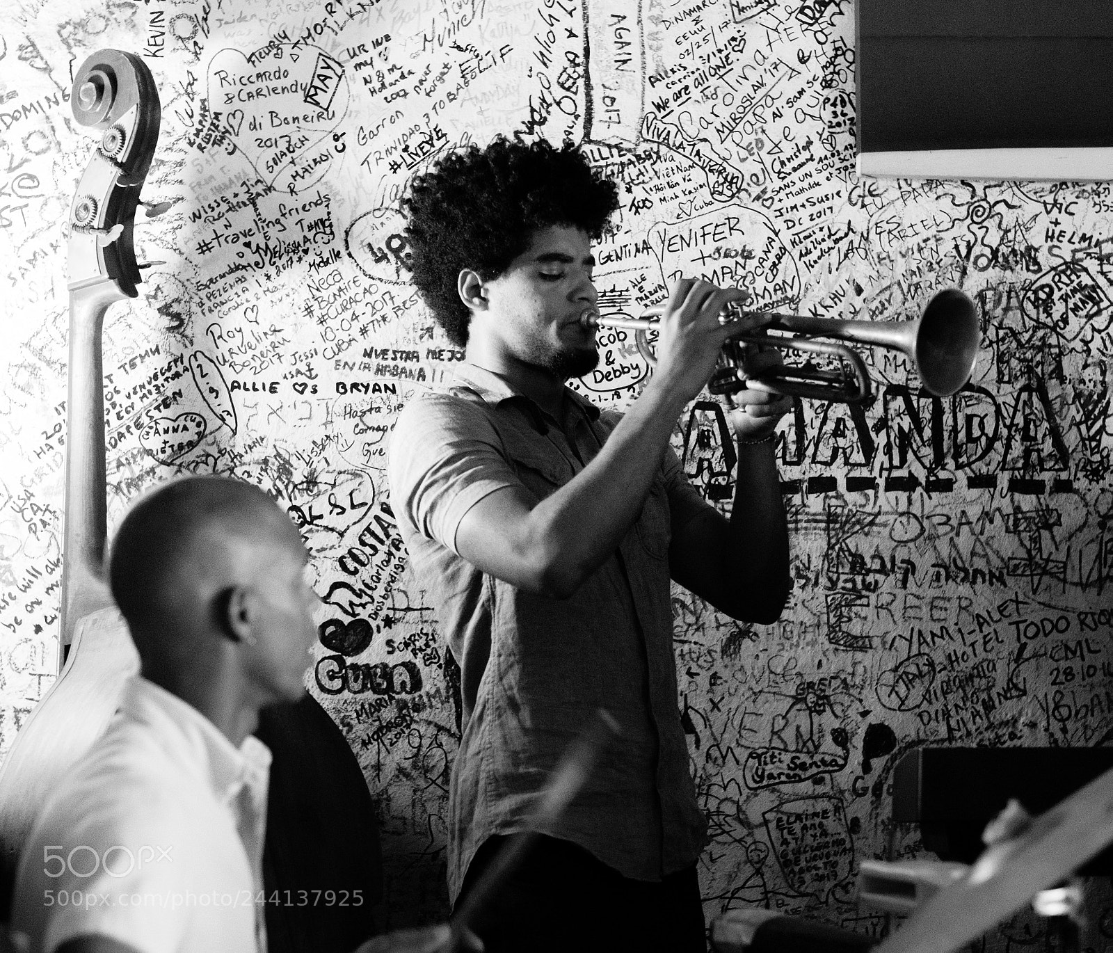 Fujifilm X-T2 sample photo. Trumpet player photography