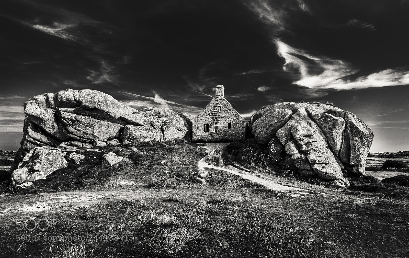 Nikon D700 sample photo. House between rocks photography