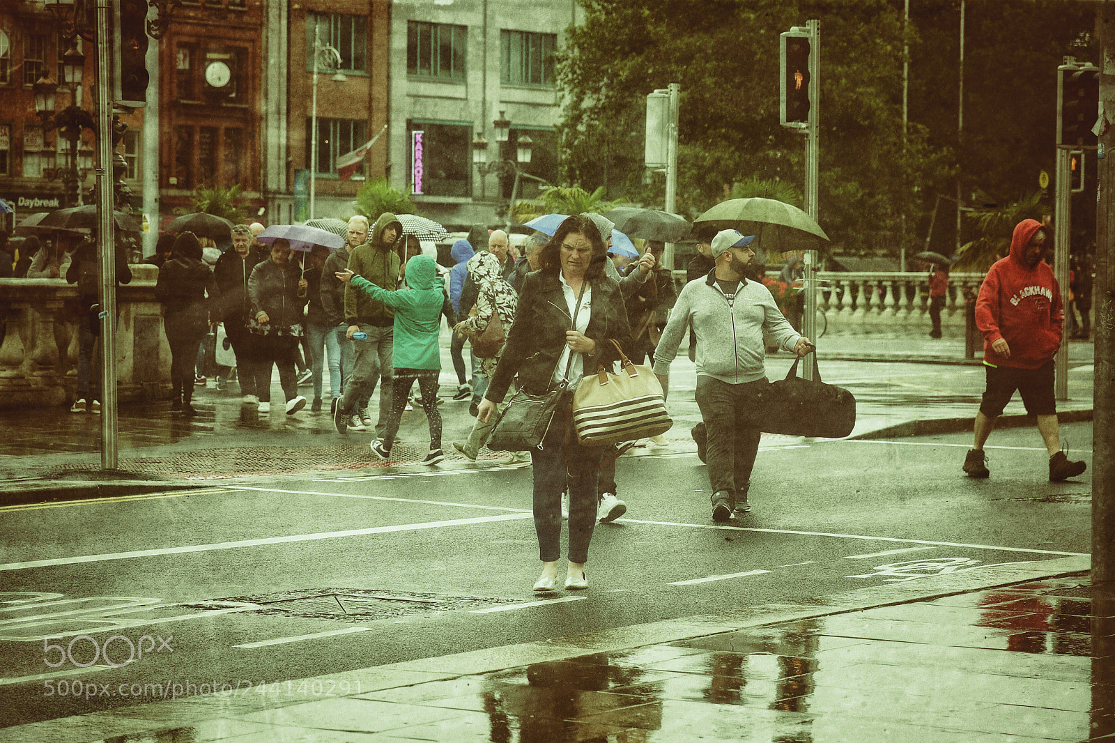 Nikon D500 sample photo. Rain in the city photography
