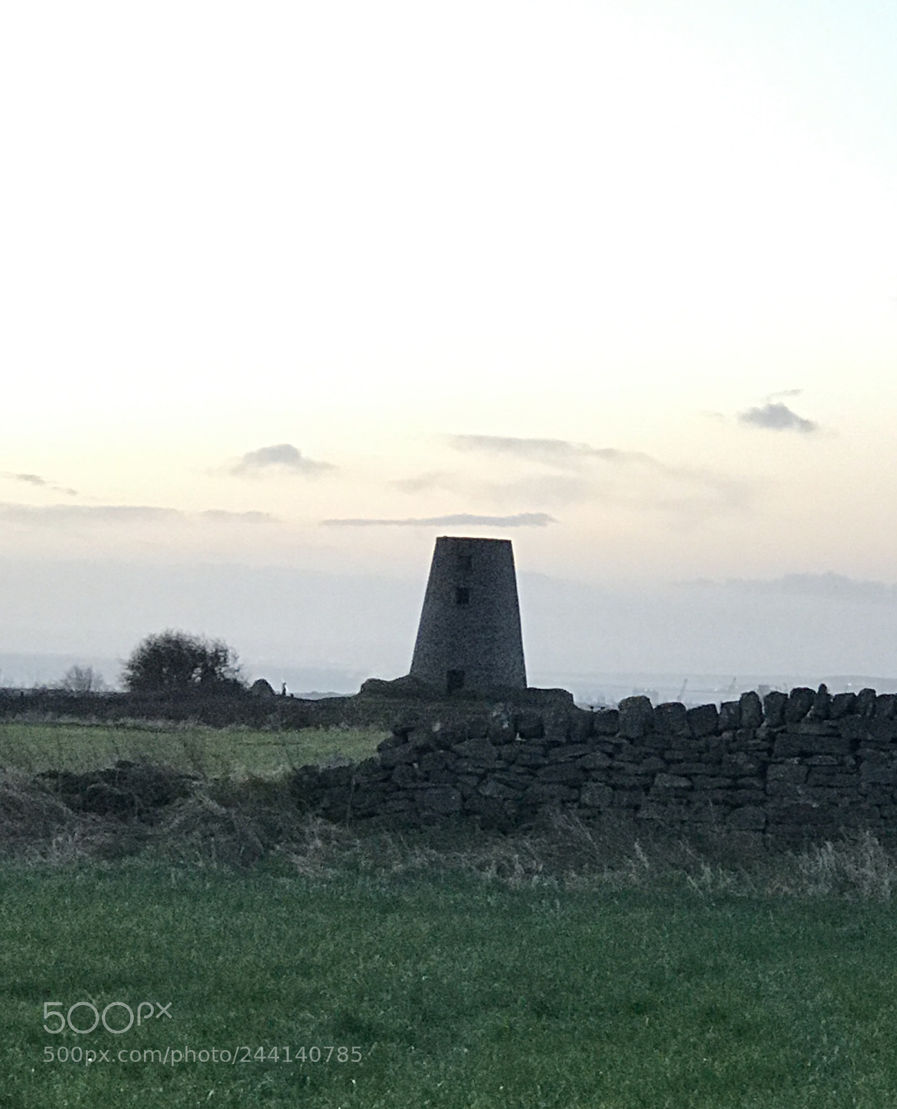 Apple iPhone 7 Plus sample photo. Cleadon hills windmill, south photography