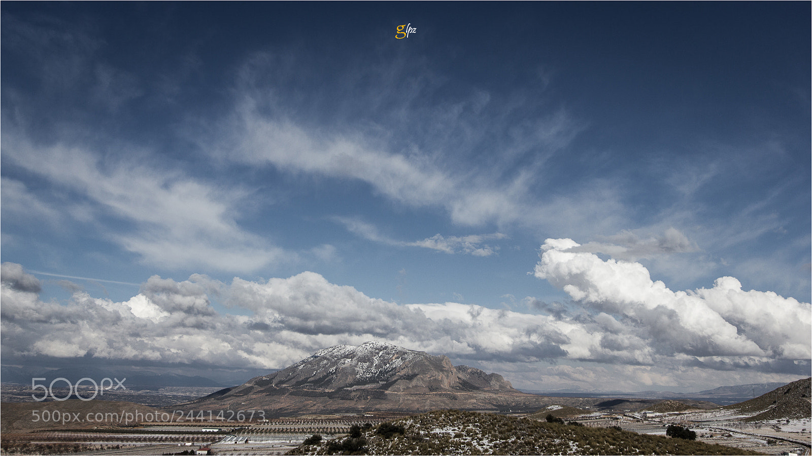 Canon EOS 550D (EOS Rebel T2i / EOS Kiss X4) sample photo. Baza bajo la nieve photography