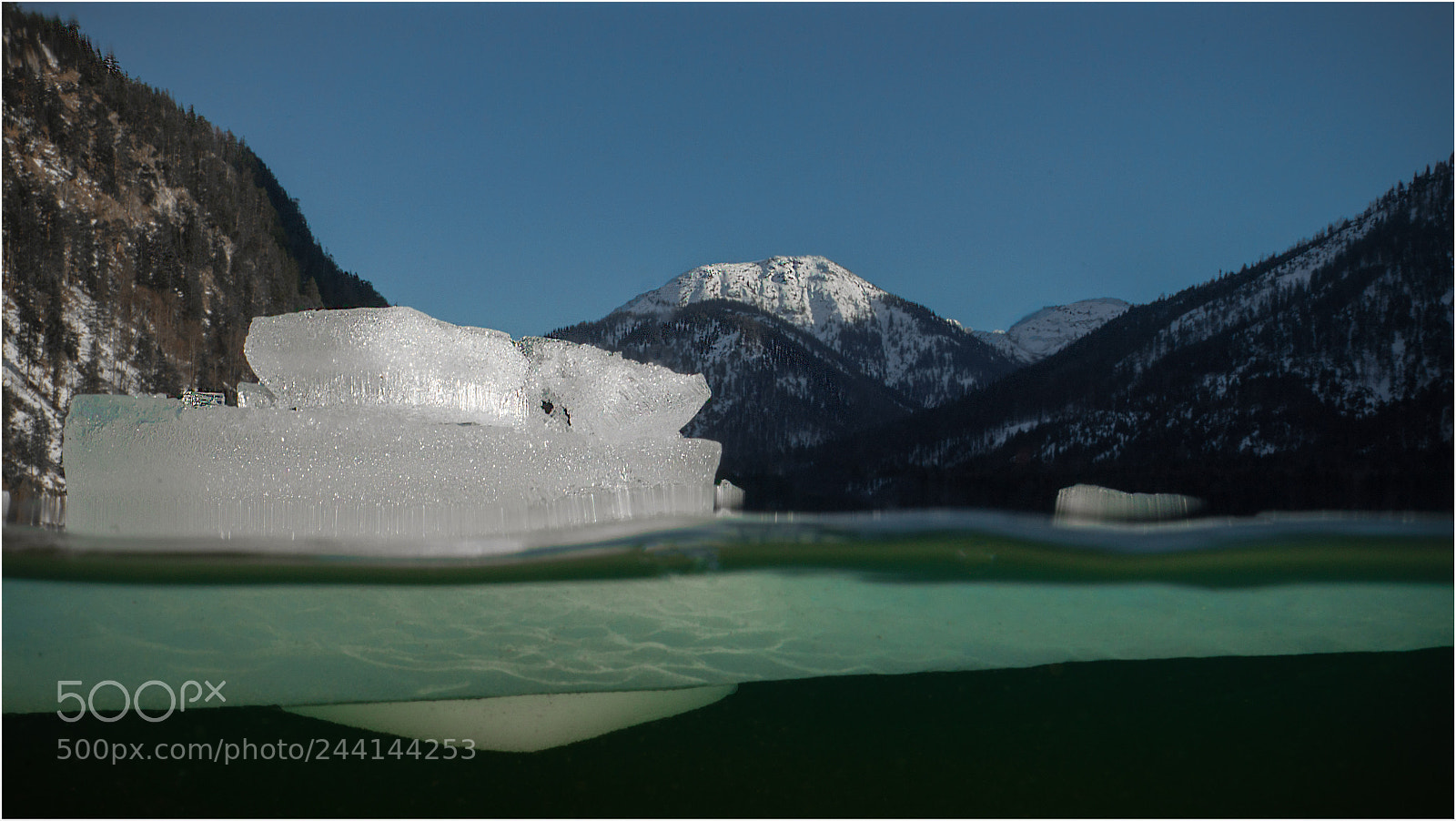 Nikon D800E sample photo. Icedivers reward photography