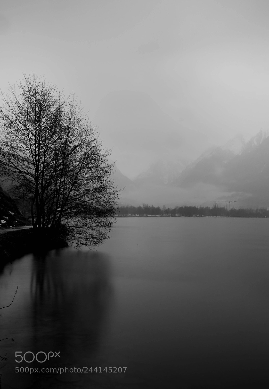 Fujifilm X-E2S sample photo. Lago de genÓs-laudenville photography