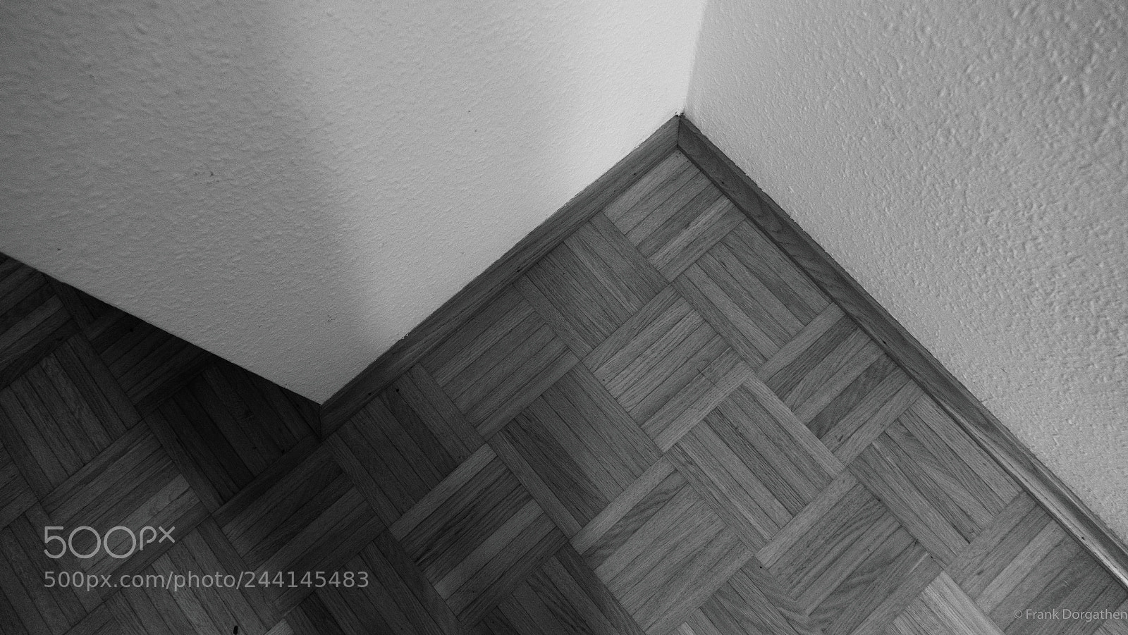 Sony Cyber-shot DSC-RX10 II sample photo. Floor  photography
