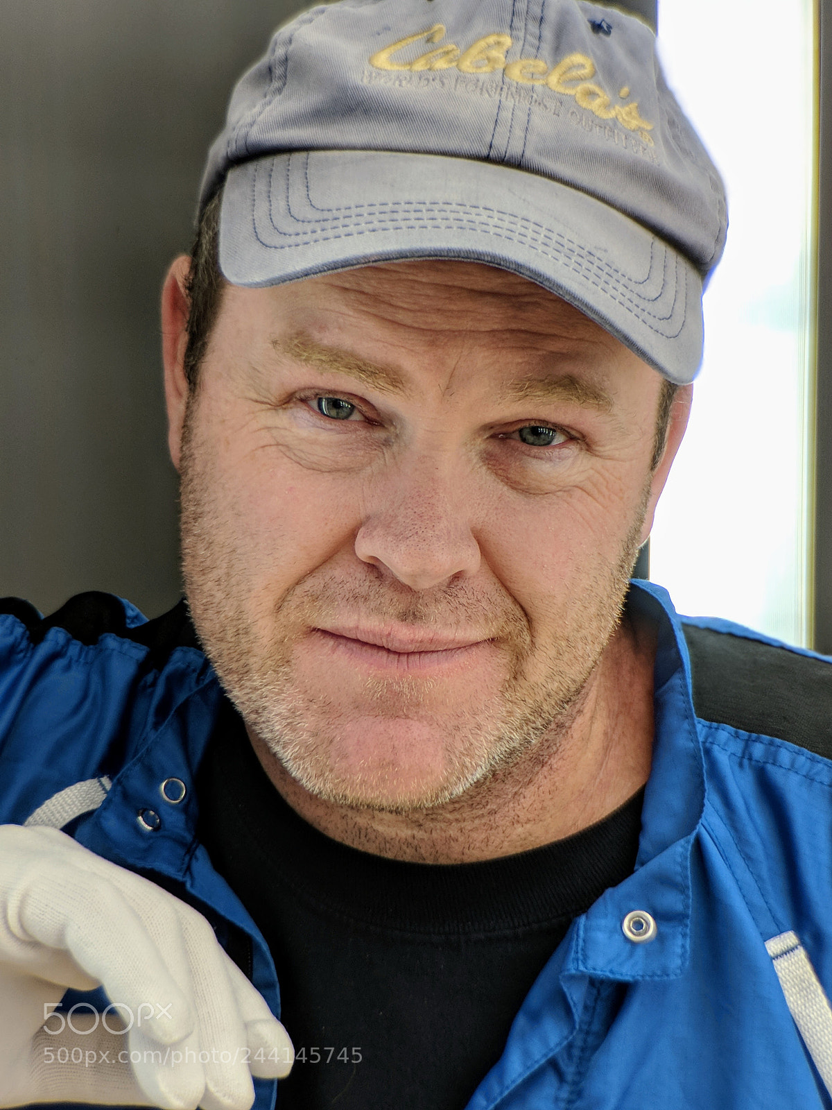 Google Pixel 2 XL sample photo. Coworker photography