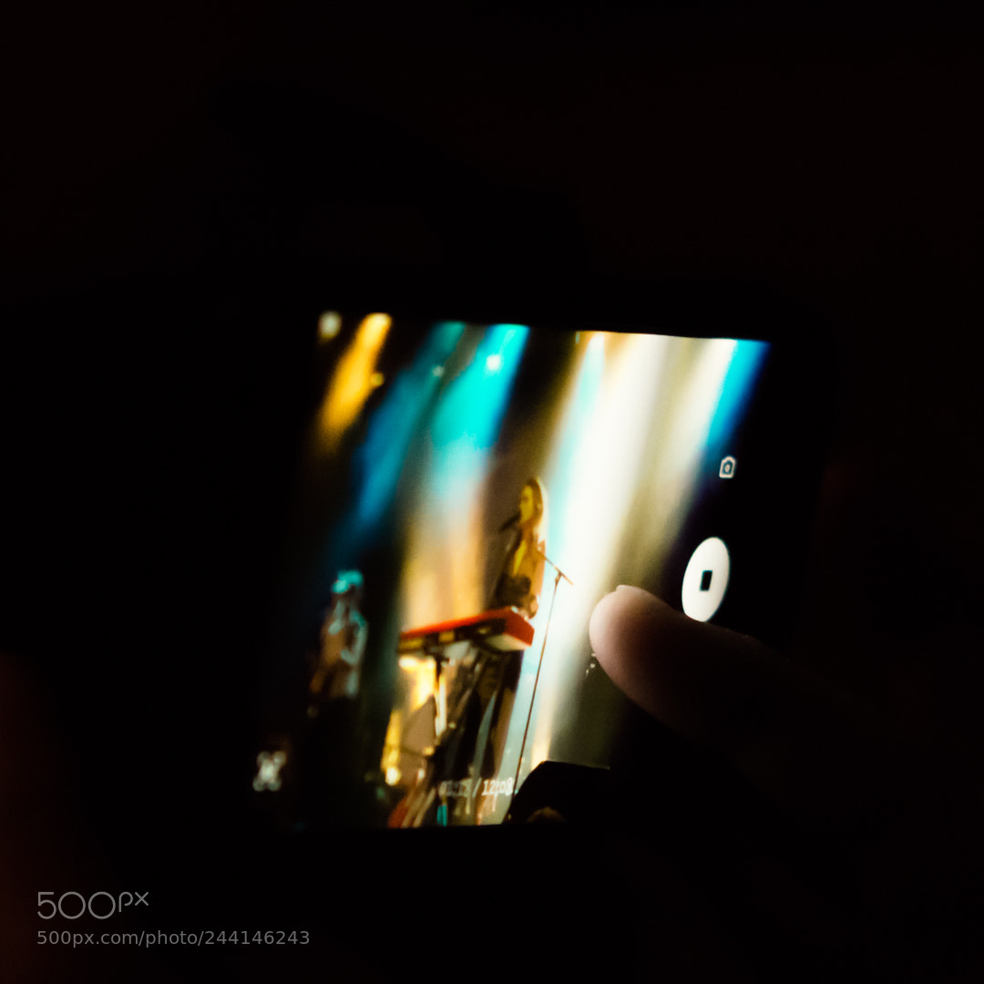 Nikon D7100 sample photo. Toucher son idole du photography