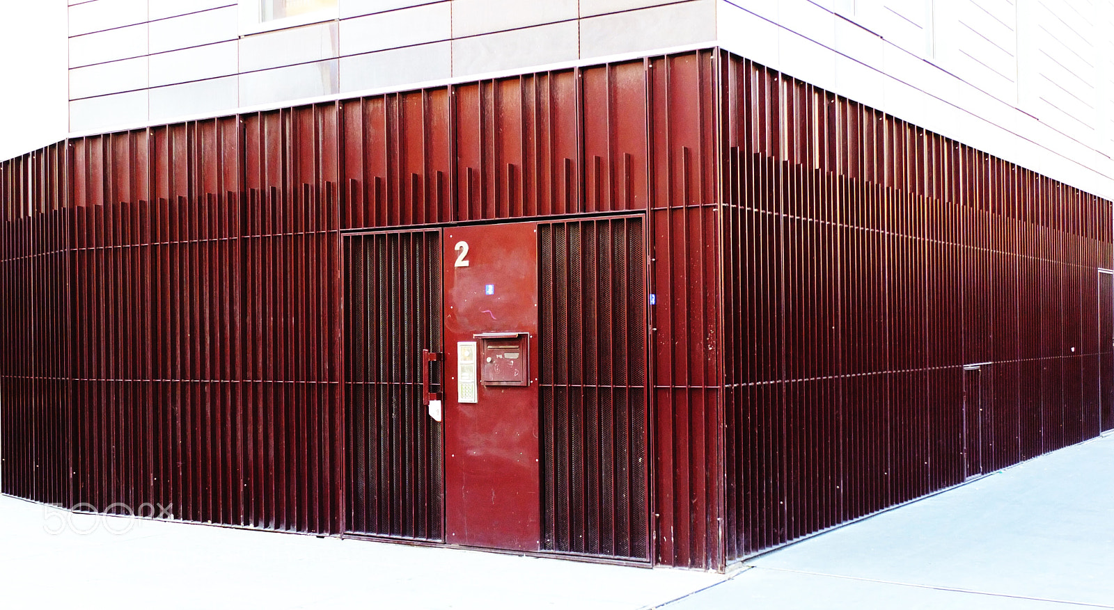 Fujifilm X10 sample photo. Red lines photography