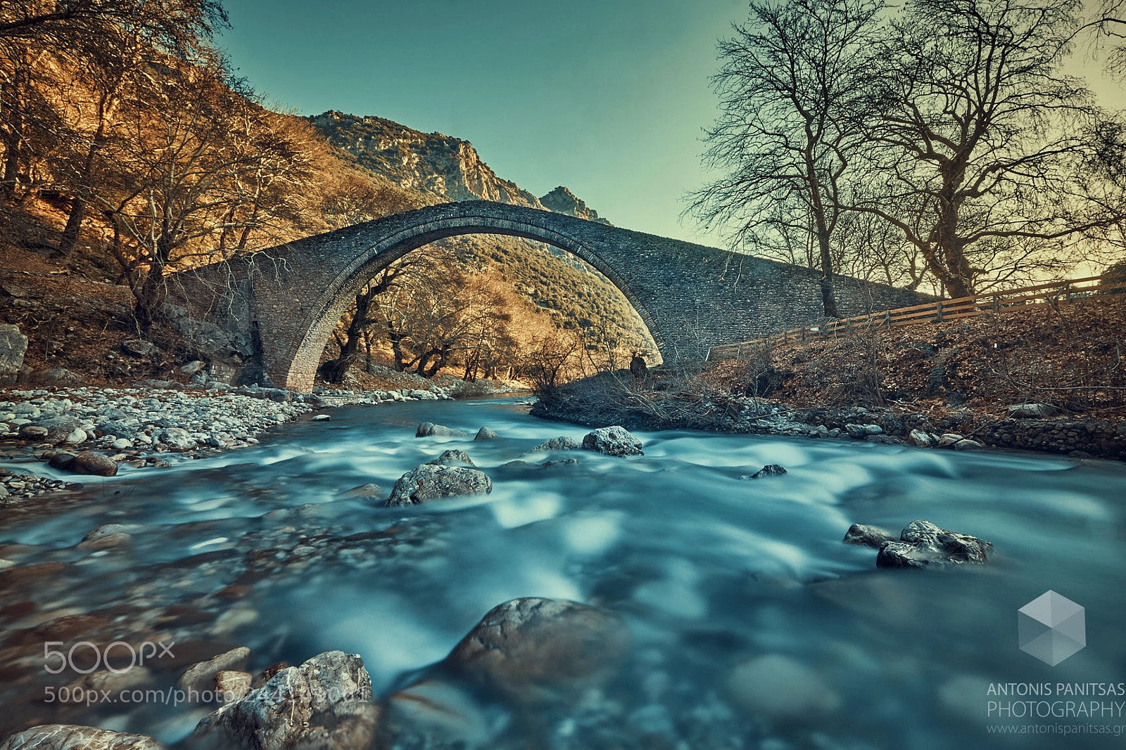 Fujifilm X-T2 sample photo. Above the river photography