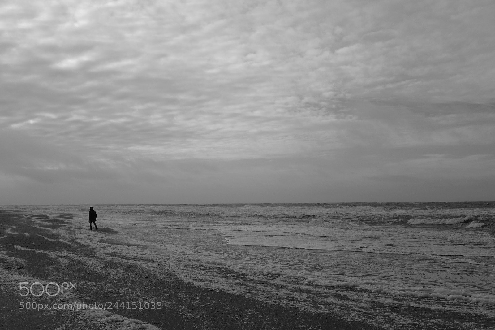 Fujifilm X-T20 sample photo. Alone at the beach photography