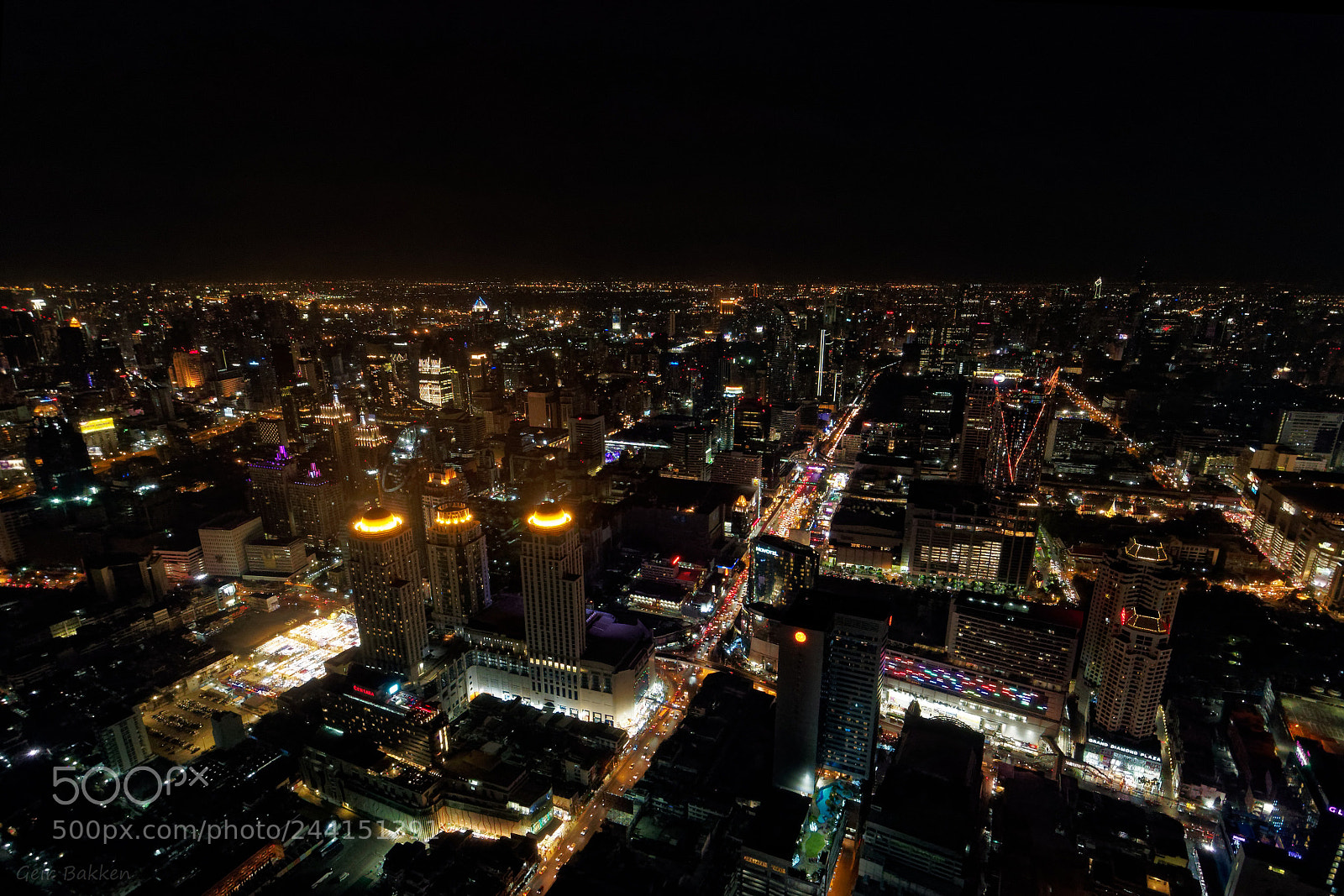 Olympus OM-D E-M5 II sample photo. The view from baiyoke photography