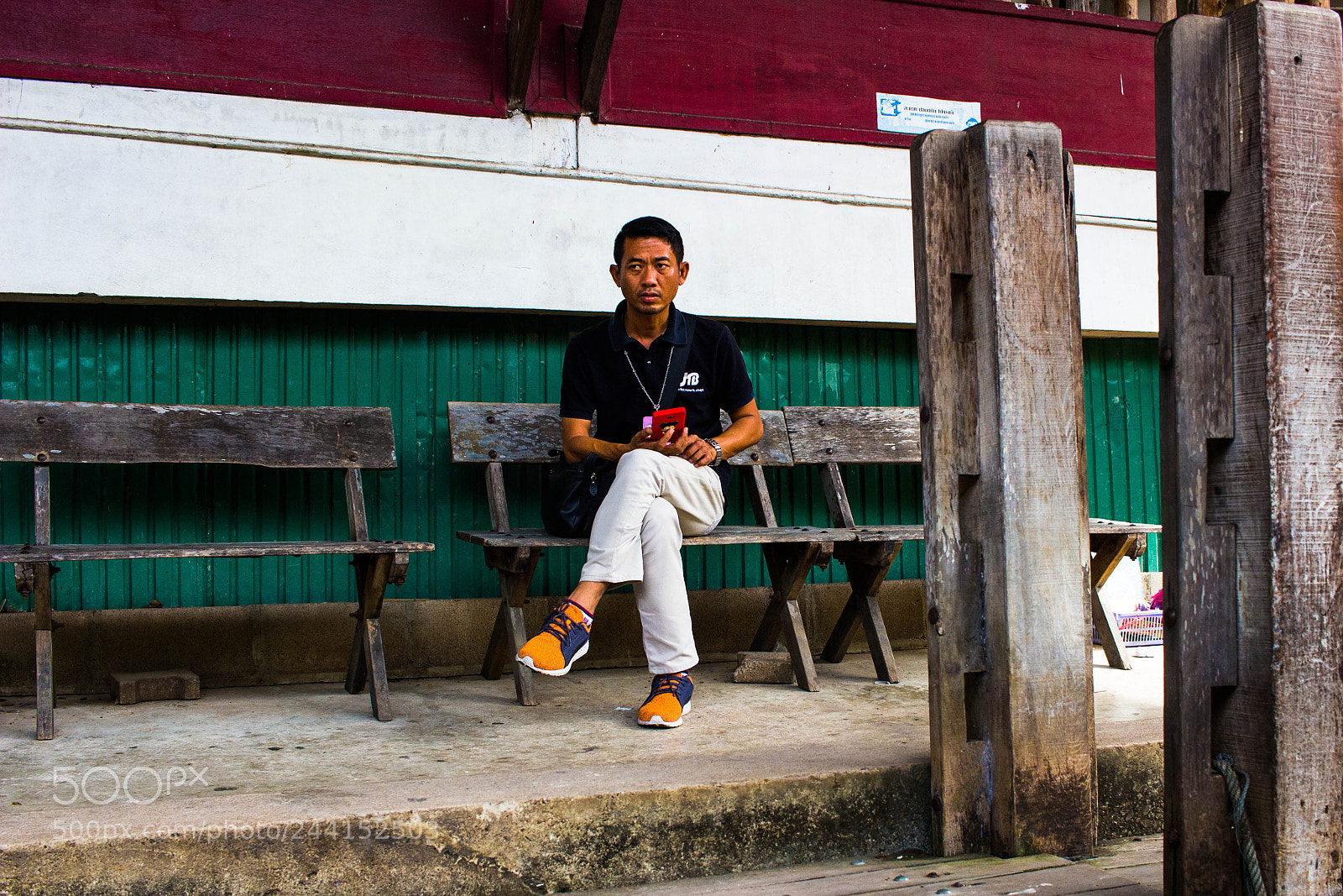 Canon EOS 100D (EOS Rebel SL1 / EOS Kiss X7) sample photo. Maybe a thai tour photography