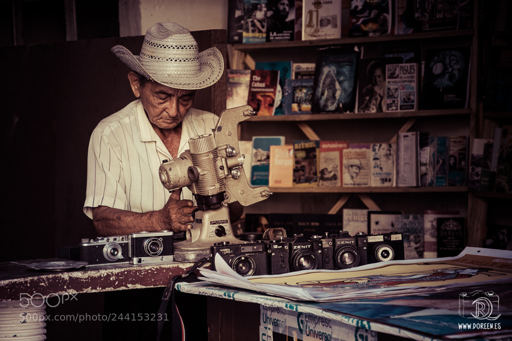 Nikon D7200 sample photo. Streetlife photography