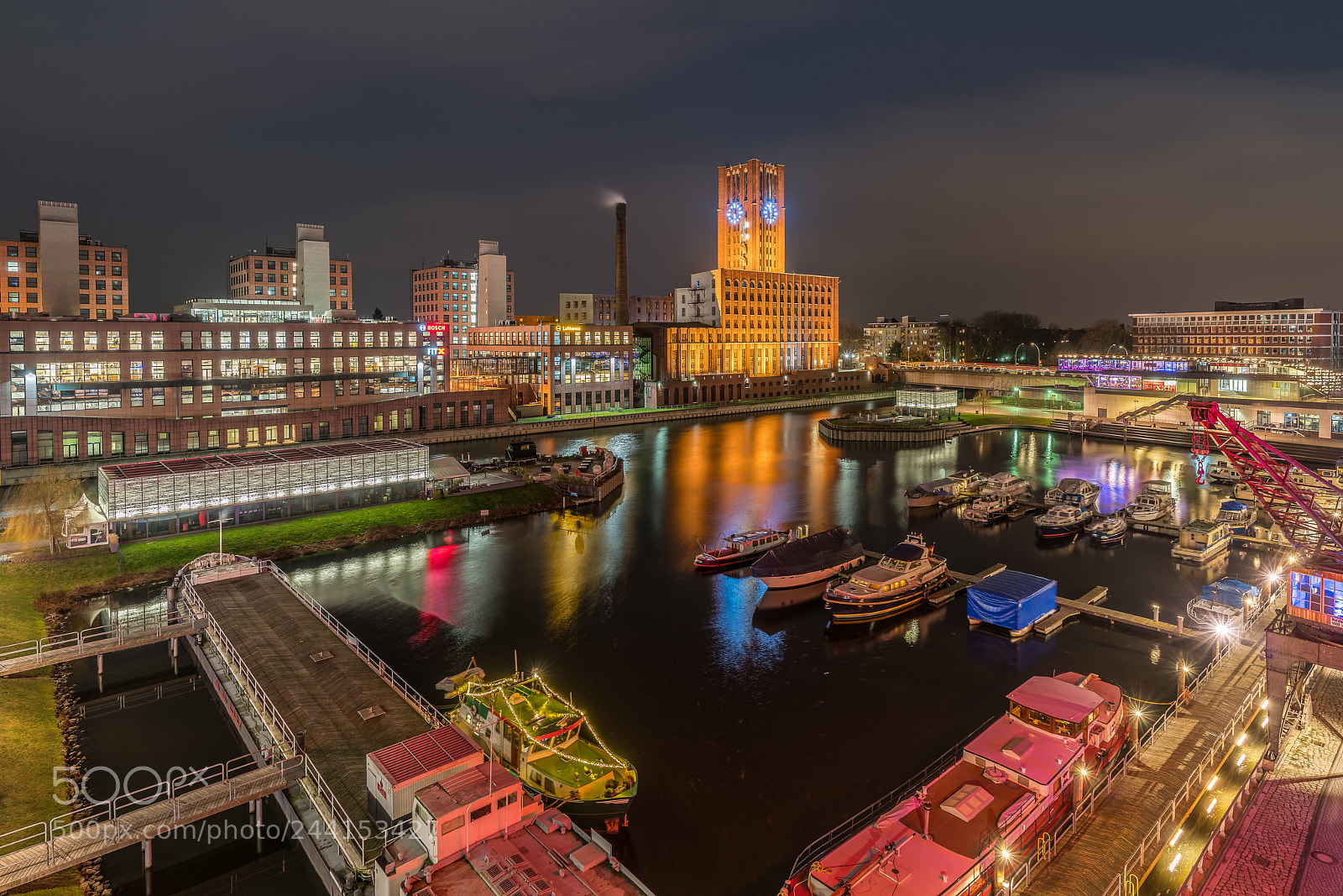 Sony a7R II sample photo. Berlin tempelhofer hafen photography