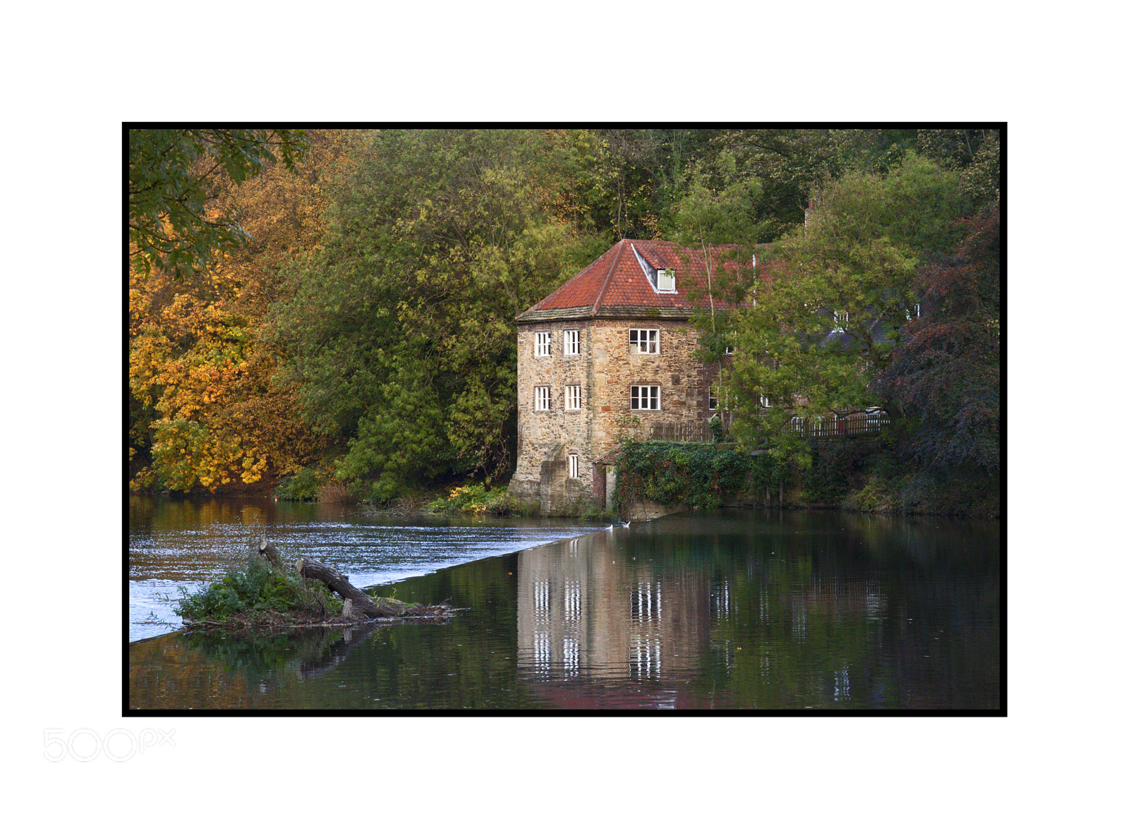 Canon EOS 500D (EOS Rebel T1i / EOS Kiss X3) sample photo. Old fulling mill river photography