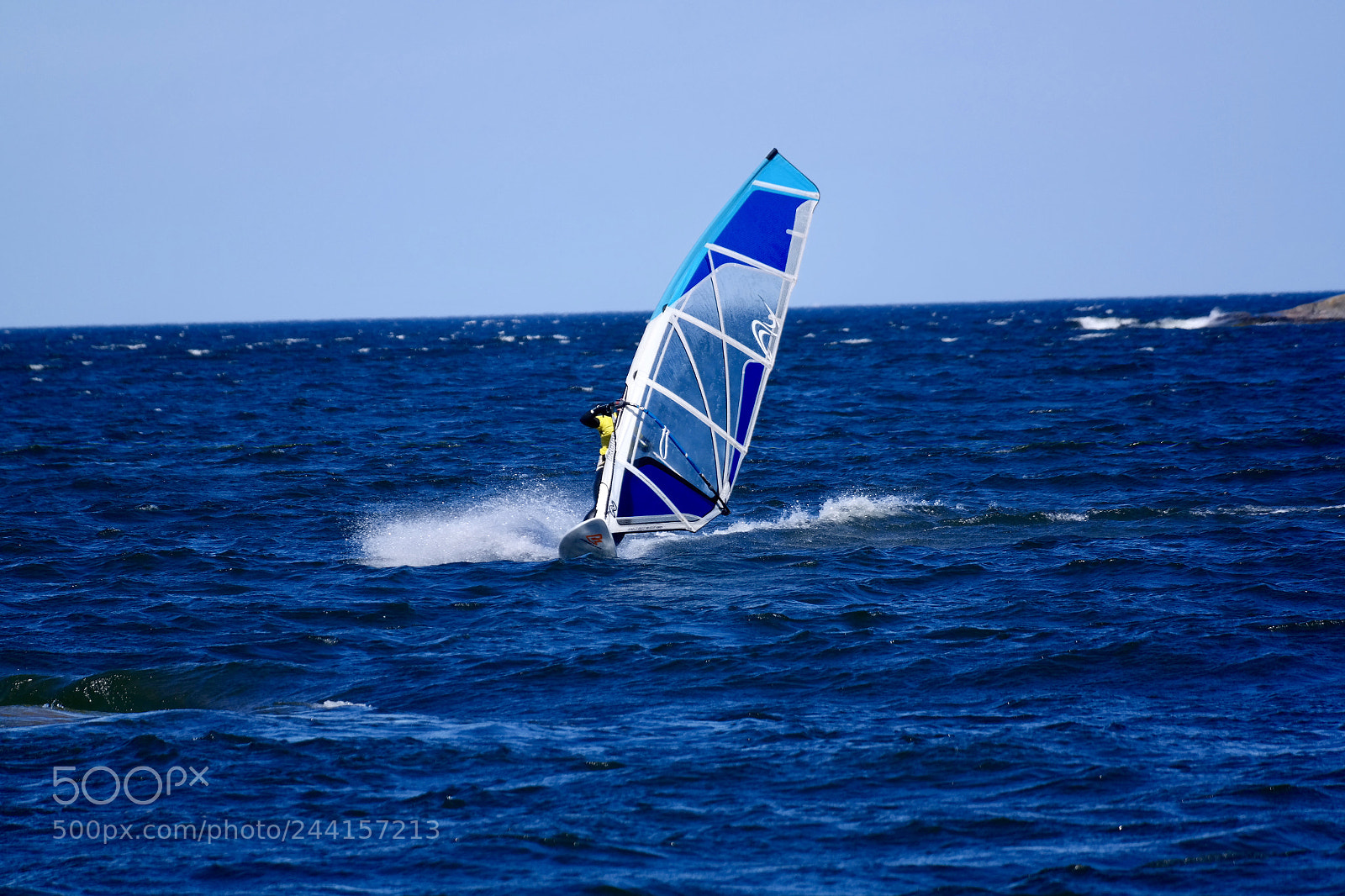 Samsung NX300 sample photo. Cold windy spring day photography