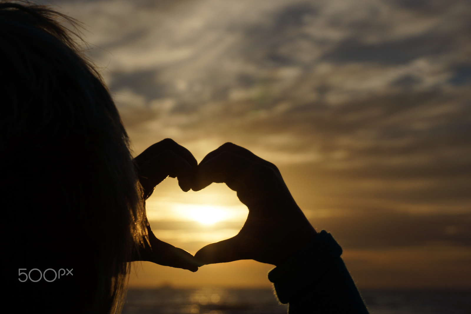 Sony DT 18-135mm F3.5-5.6 SAM sample photo. We love sunset photography