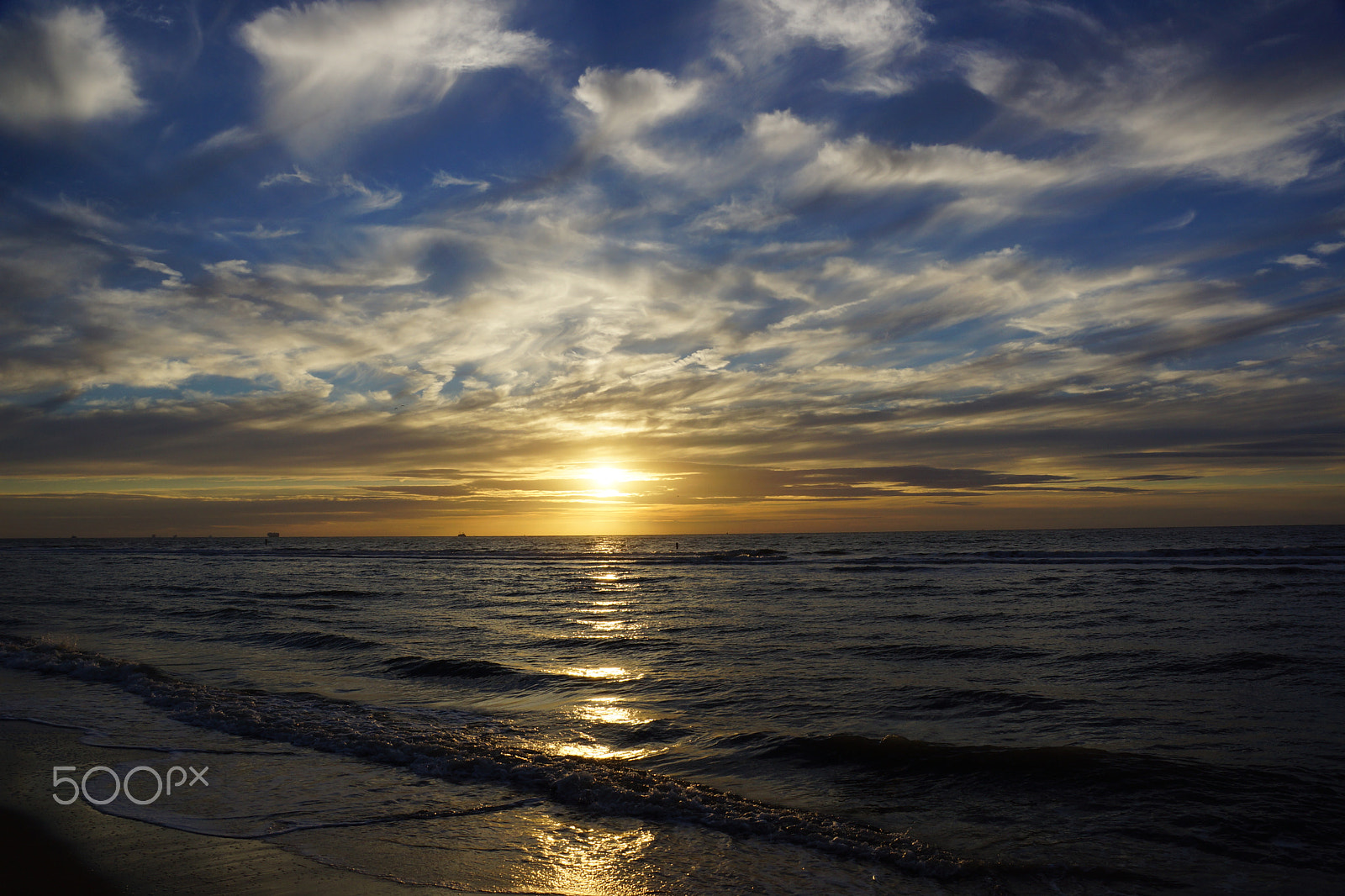 Sony DT 18-135mm F3.5-5.6 SAM sample photo. Clear sunset photography