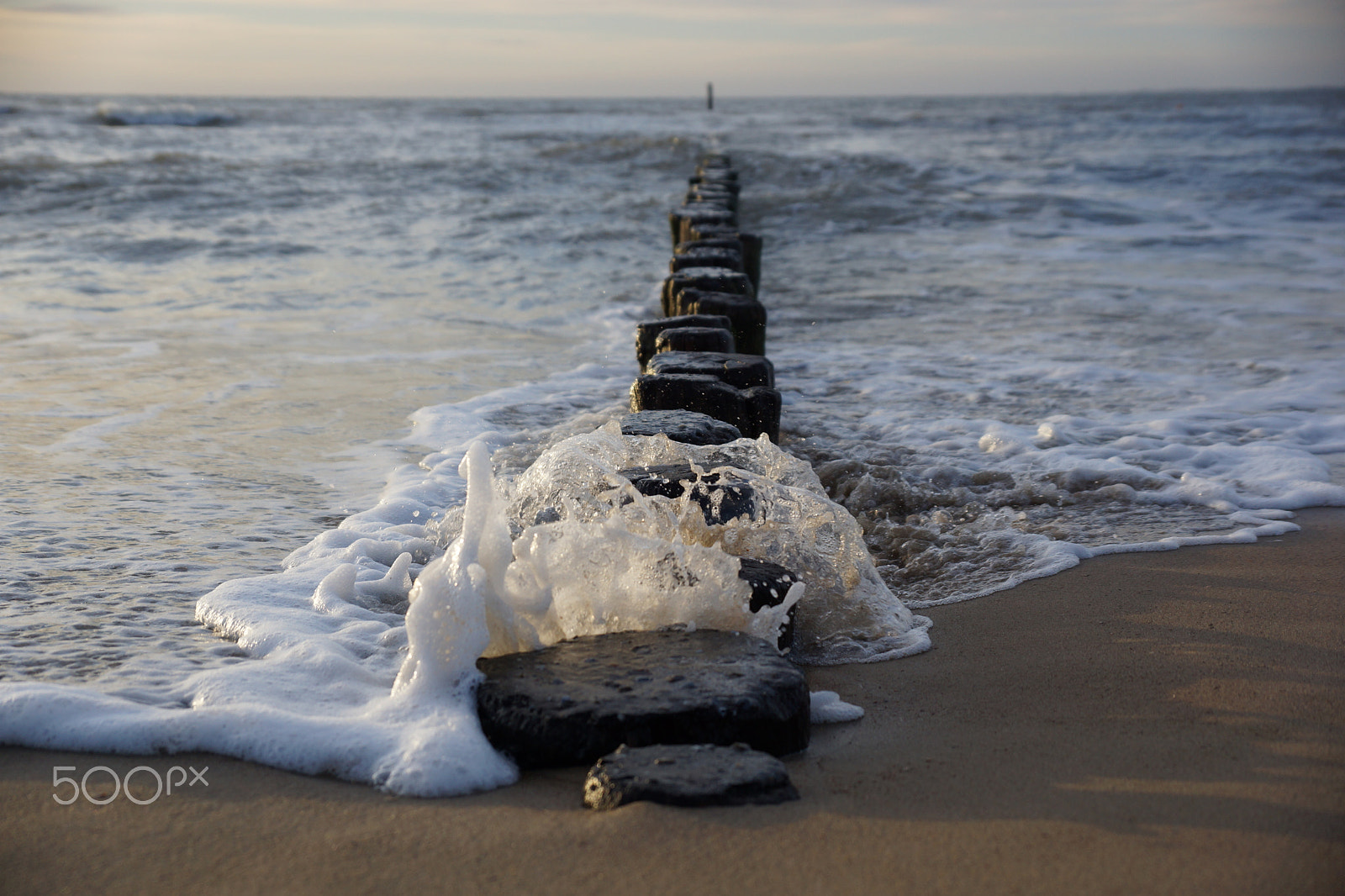 Sony DT 18-135mm F3.5-5.6 SAM sample photo. Waves photography