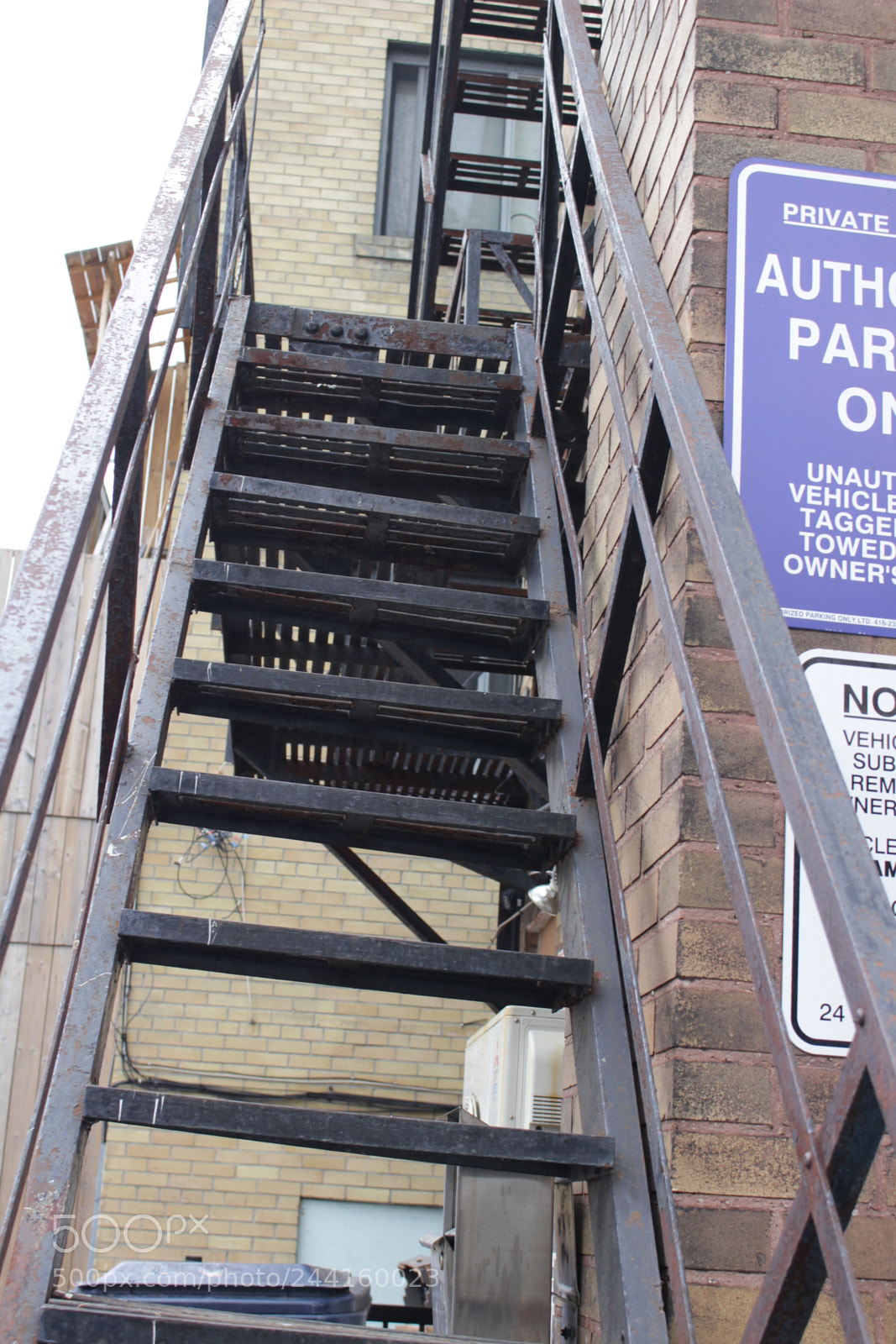 Canon EOS 100D (EOS Rebel SL1 / EOS Kiss X7) sample photo. Stairs..toronto walkabout photography