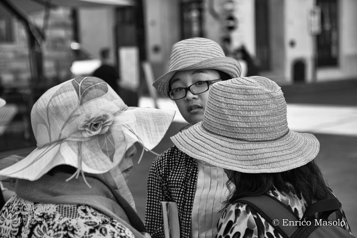 Canon EOS 60D sample photo. Hats in florence photography