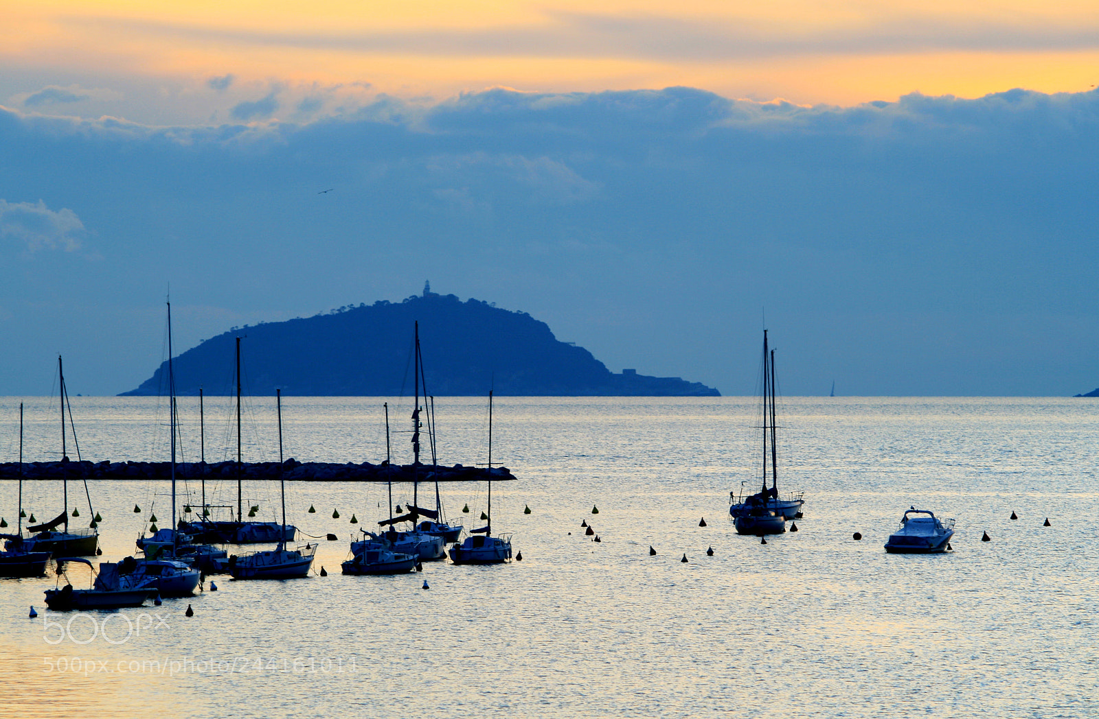 Canon EOS 400D (EOS Digital Rebel XTi / EOS Kiss Digital X) sample photo. Sunset in lerici photography