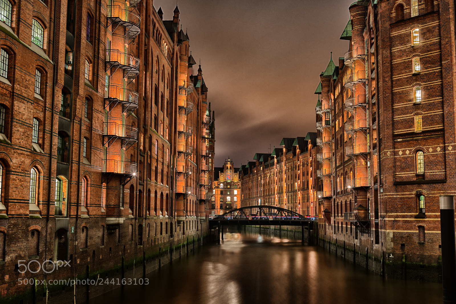 Nikon D800 sample photo. Alte speicher im licht photography