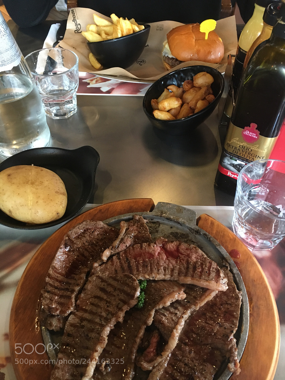Apple iPhone 6s sample photo. Roadhouse photography