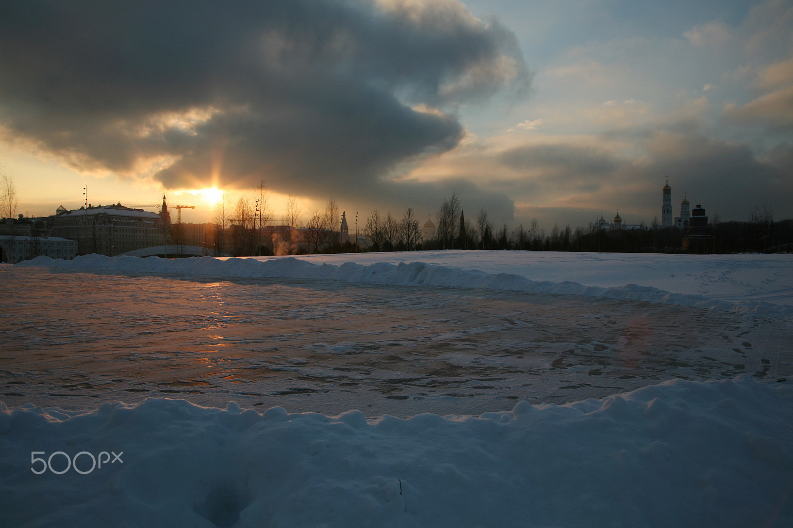 Canon EF 28-135mm F3.5-5.6 IS USM sample photo. Морозный январcкий вечер...frosty january. photography