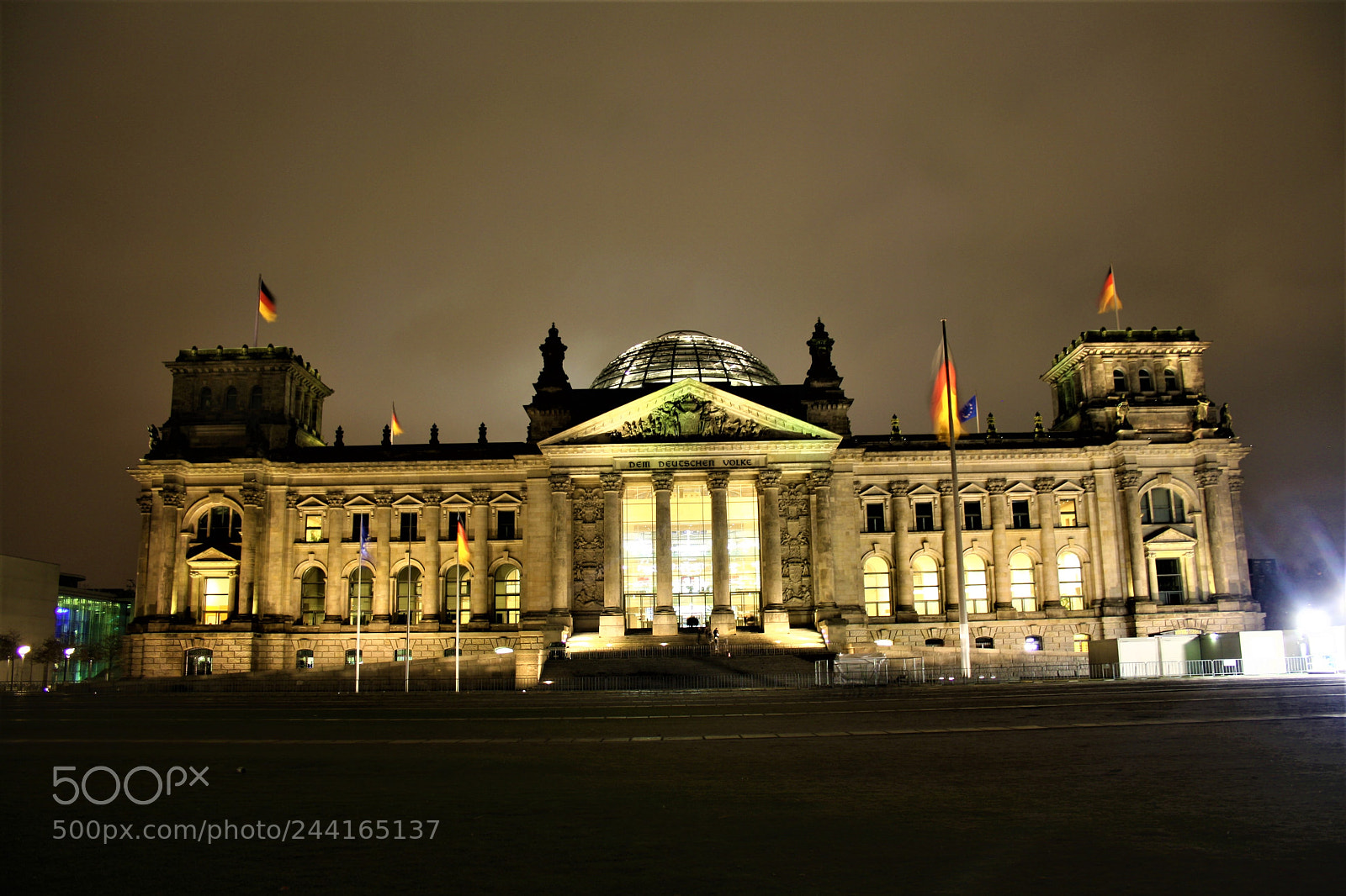 Canon EOS 1000D (EOS Digital Rebel XS / EOS Kiss F) sample photo. Berlin bundestag photography
