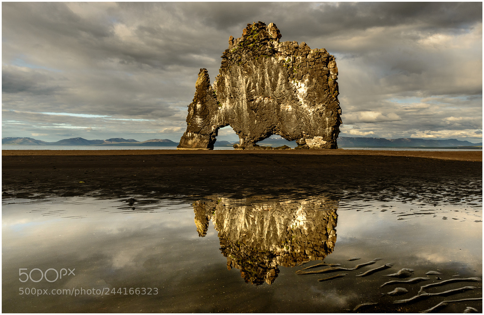 Nikon D800 sample photo. Hvítserkur photography