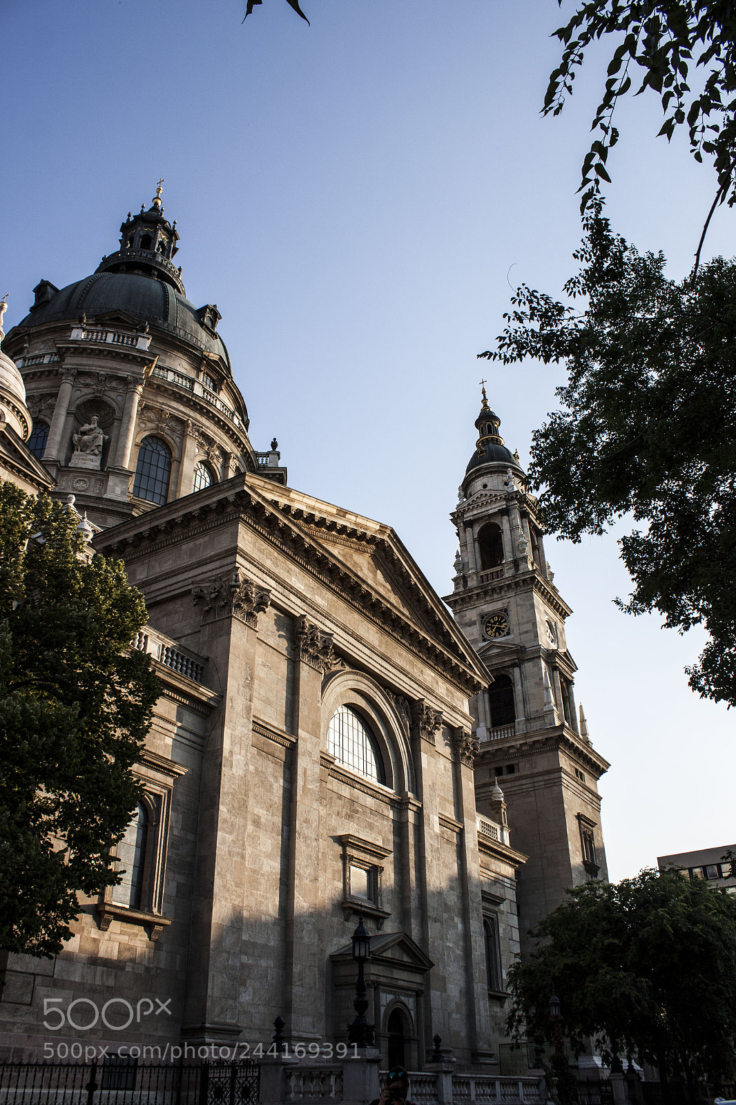 Canon EOS 500D (EOS Rebel T1i / EOS Kiss X3) sample photo. St. stephen's basilica photography