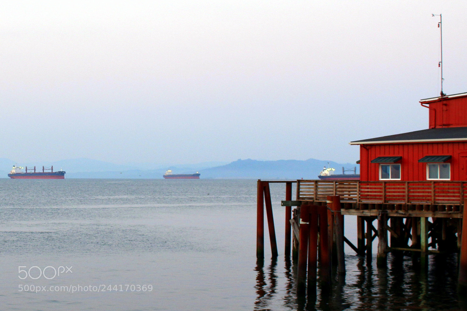 Canon EOS 1200D (EOS Rebel T5 / EOS Kiss X70 / EOS Hi) sample photo. Port astoria photography