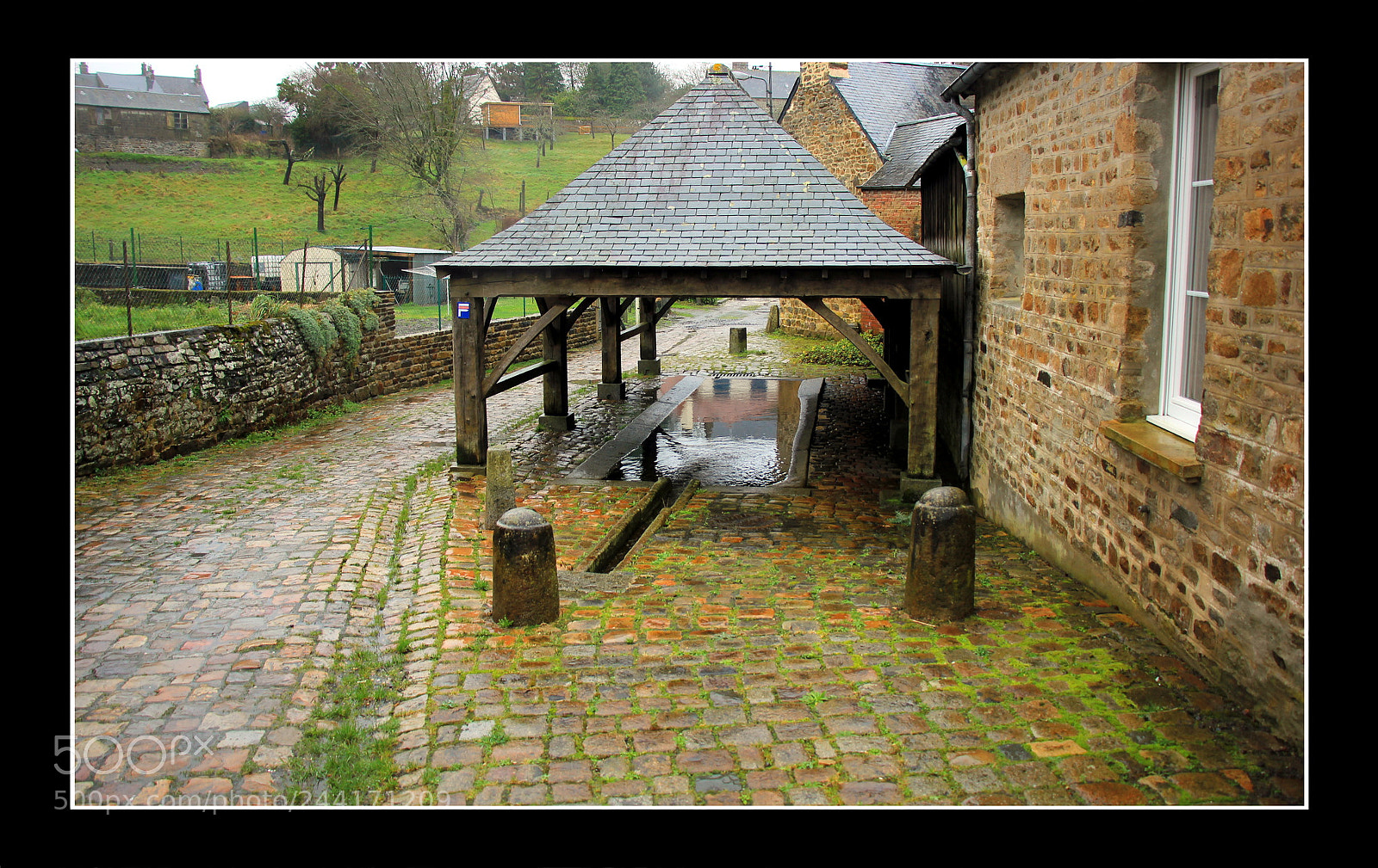 Canon EOS 550D (EOS Rebel T2i / EOS Kiss X4) sample photo. Lavoir de tinchebray photography