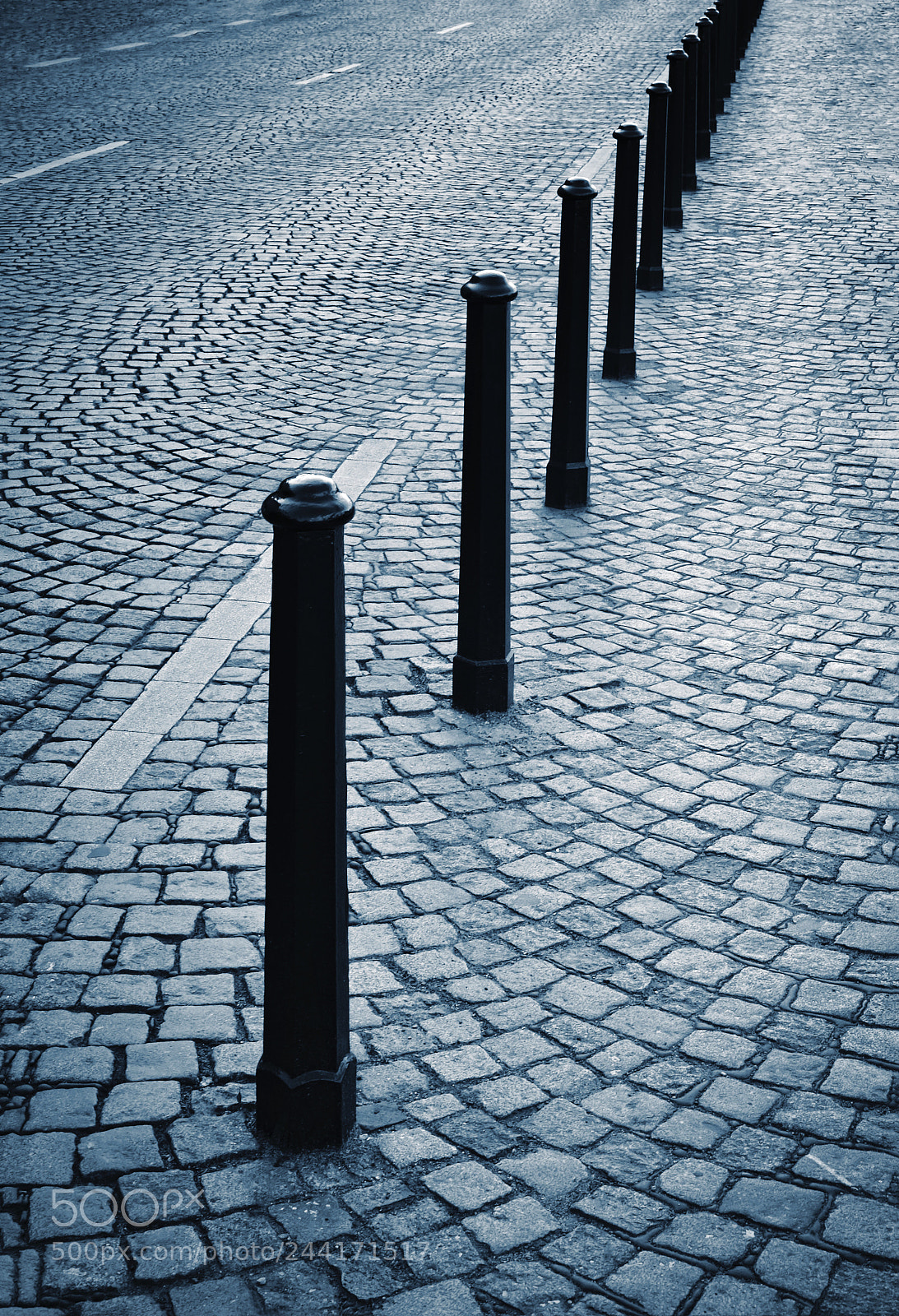 Nikon D5500 sample photo. Edge iron small pillars photography
