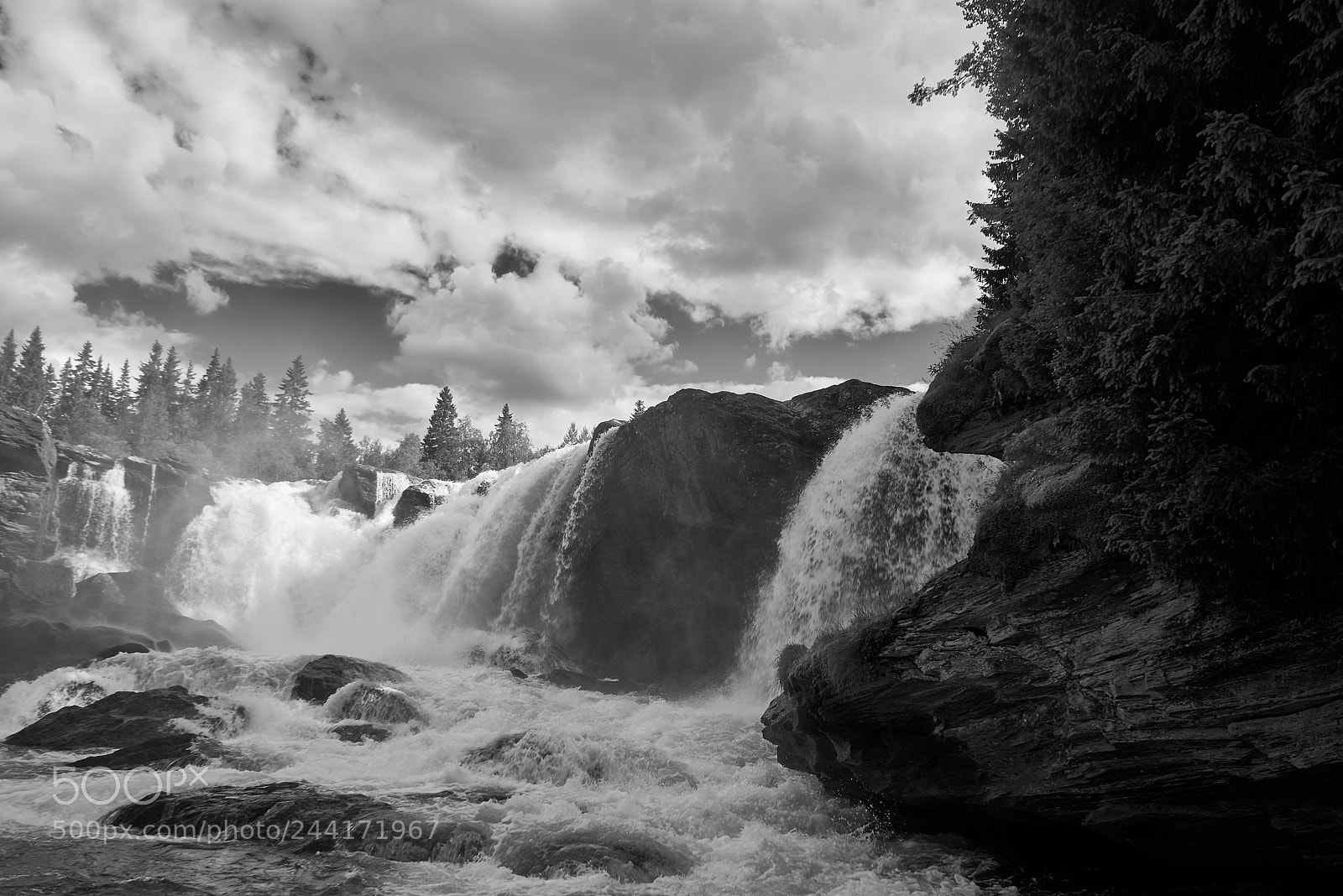 Sony a7R sample photo. Ristafallet photography