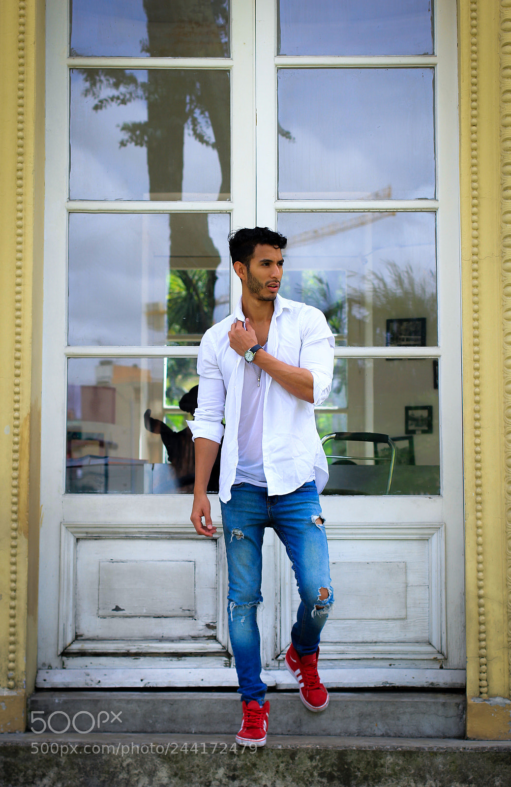 Canon EOS 60D sample photo. Man in the city photography