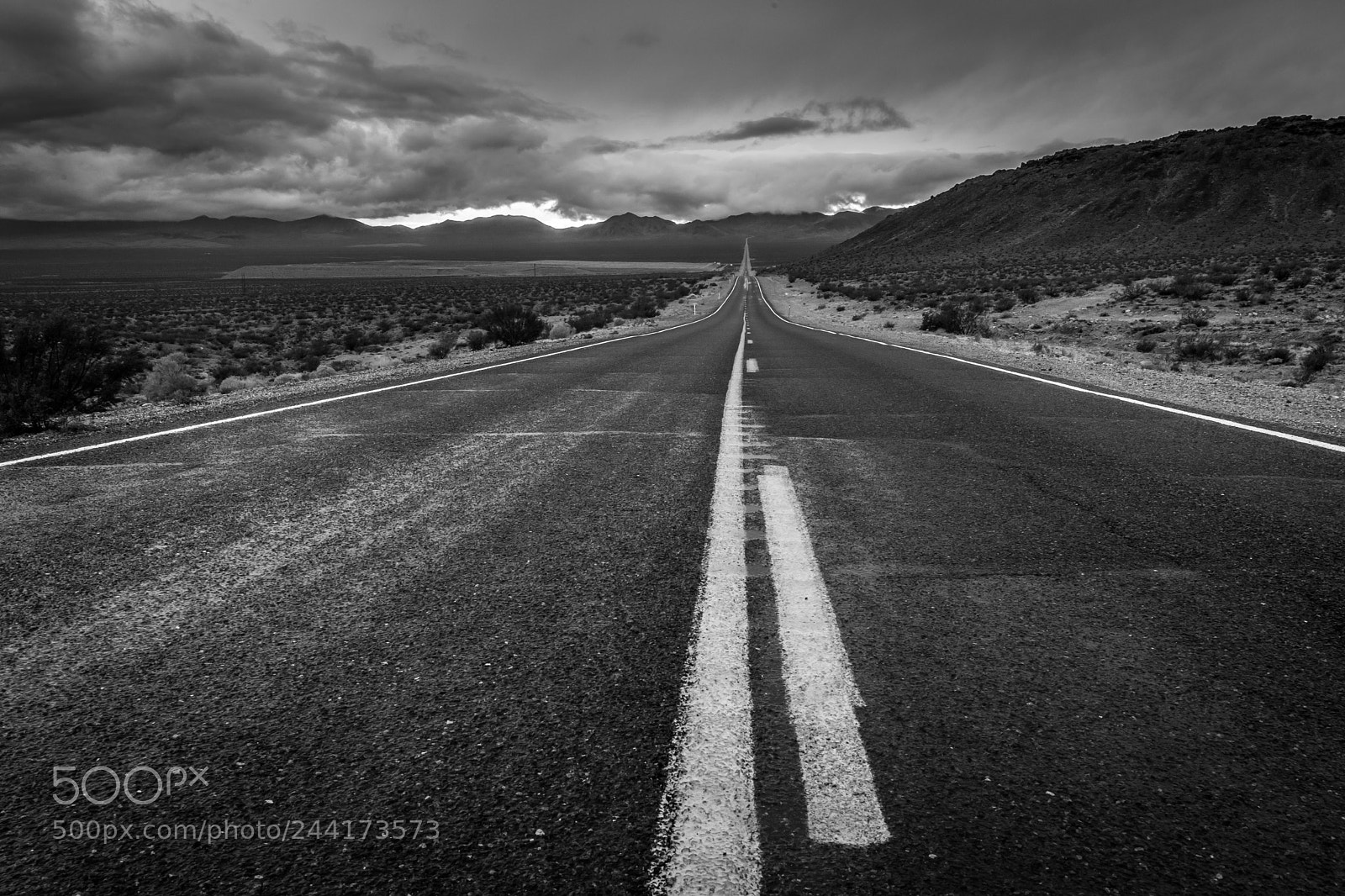 Nikon D800 sample photo. Lonesome road photography