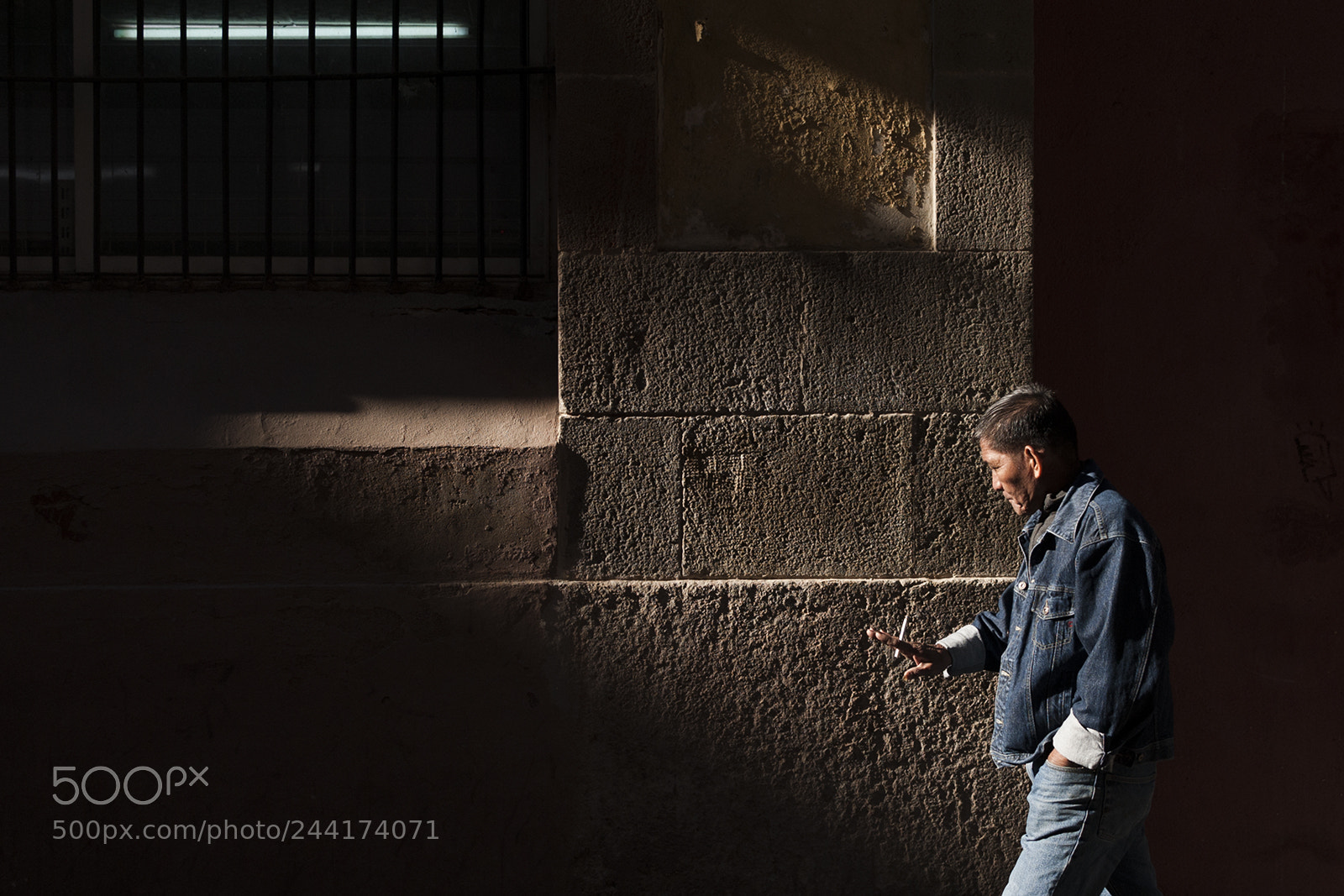 Nikon D700 sample photo. Walking towards the light photography