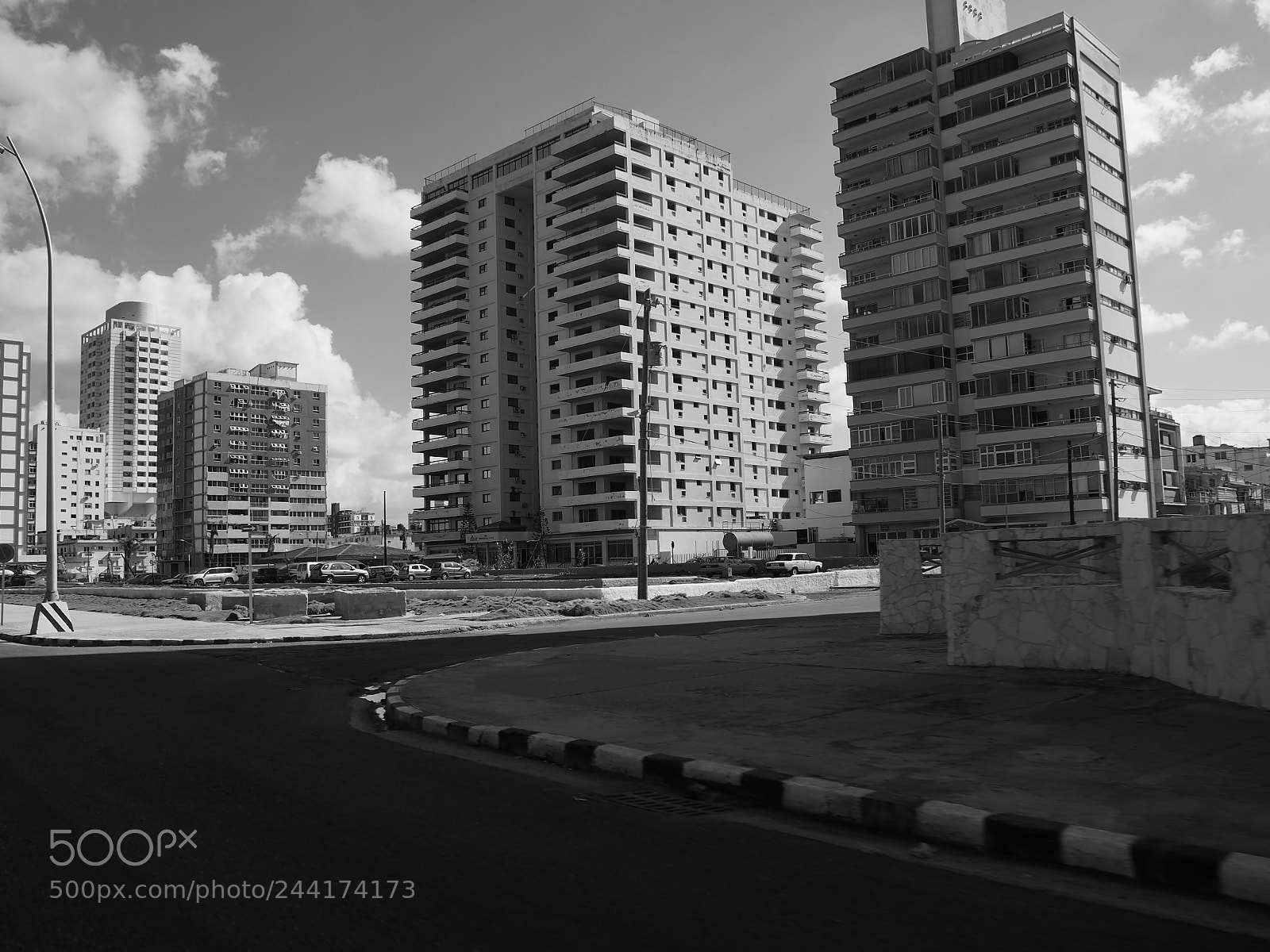 Olympus OM-D E-M10 II sample photo. Building by the malecon photography