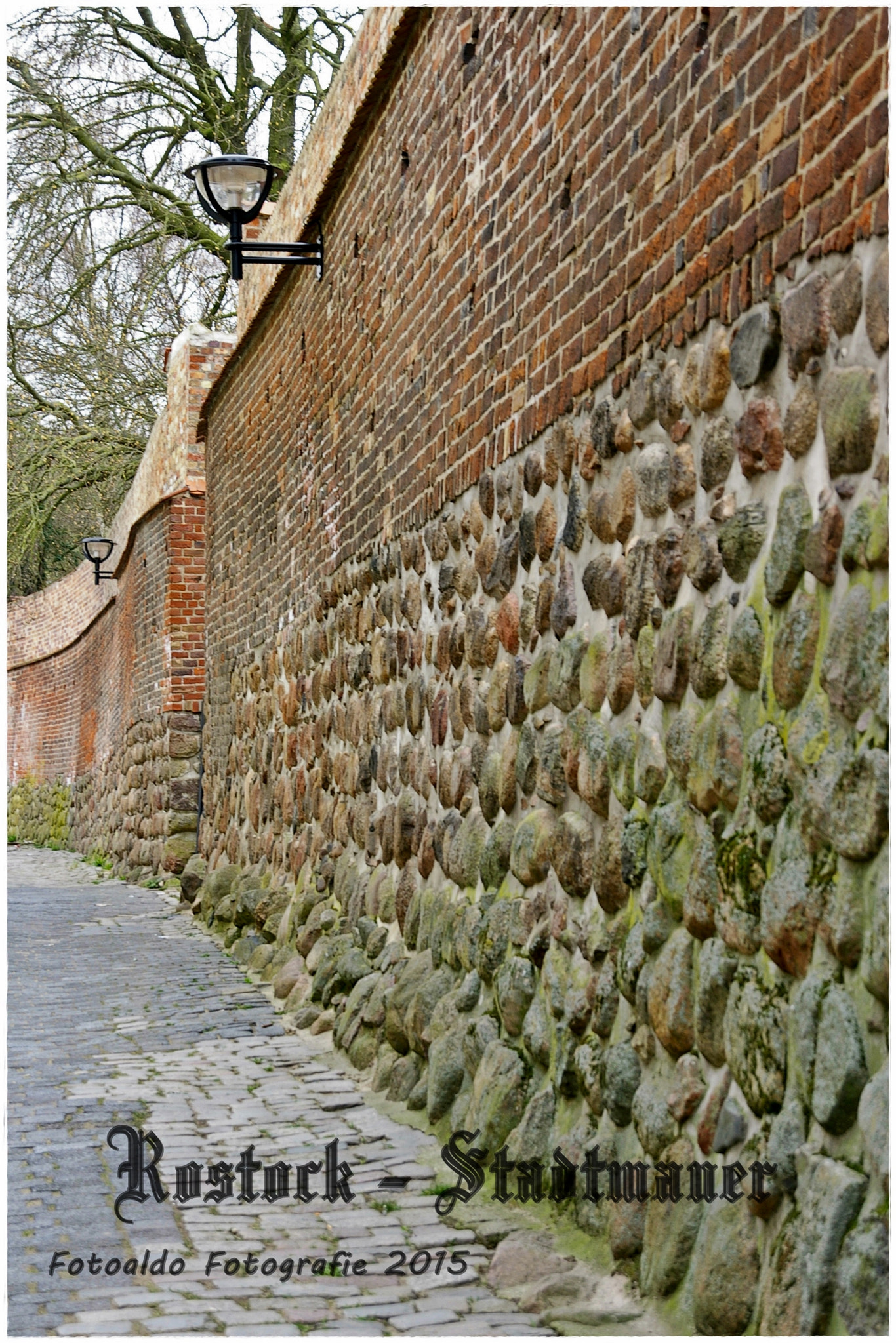 Sigma DL-II 35-80mm F4-5.6 sample photo. Stadtmauer photography