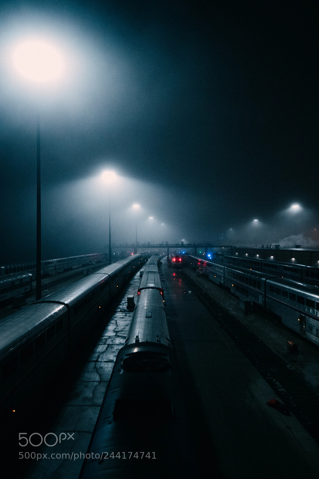 Sony a6300 sample photo. Chicago mood photography