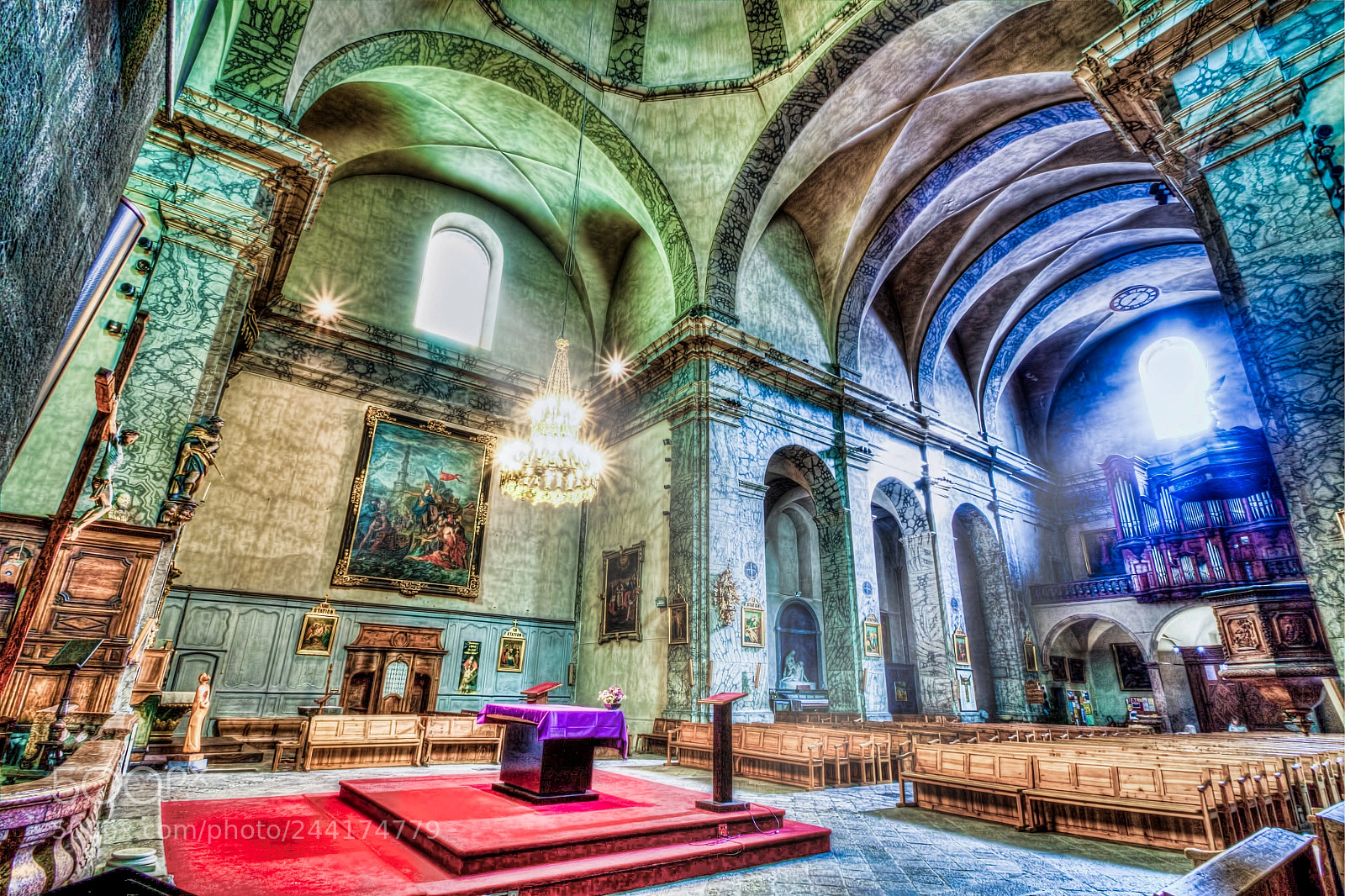 Canon EOS 50D sample photo. Depolarized church photography