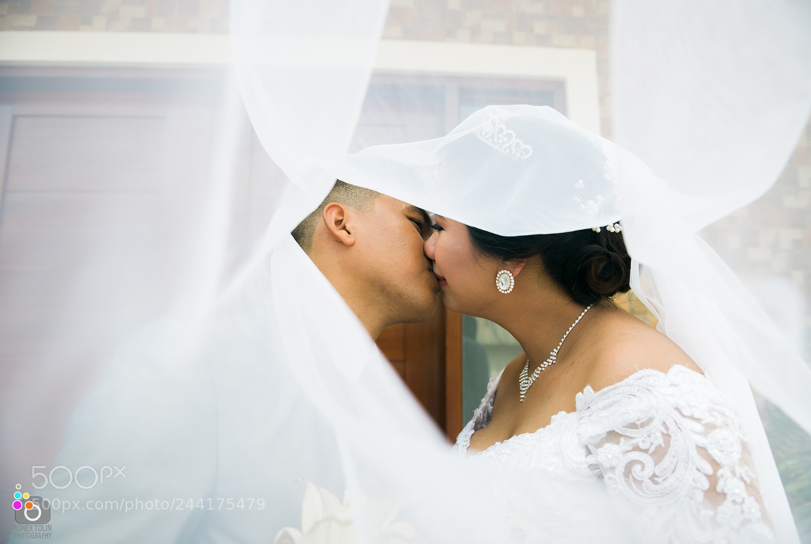 Nikon D600 sample photo. The kiss photography