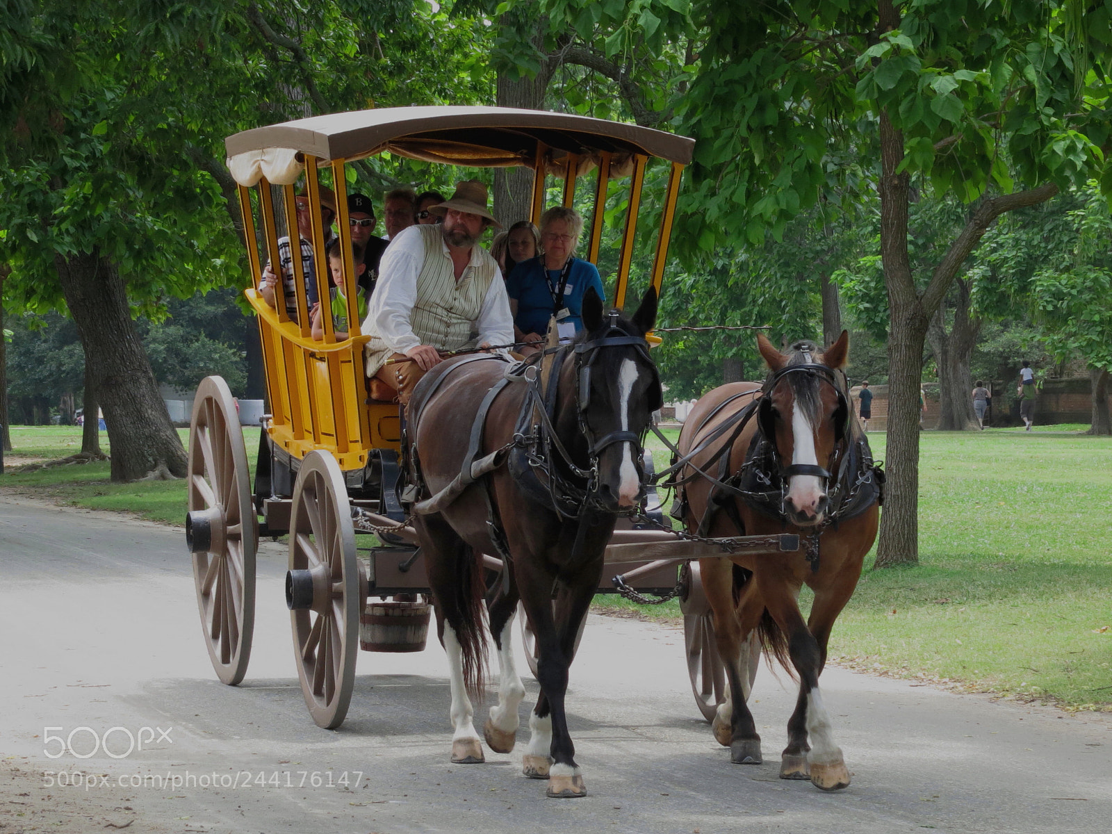 Canon PowerShot S100 sample photo. Tourist ride in colonial photography