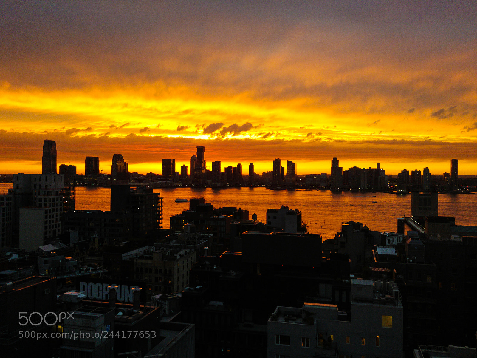 LG V30 sample photo. A new york sunset photography
